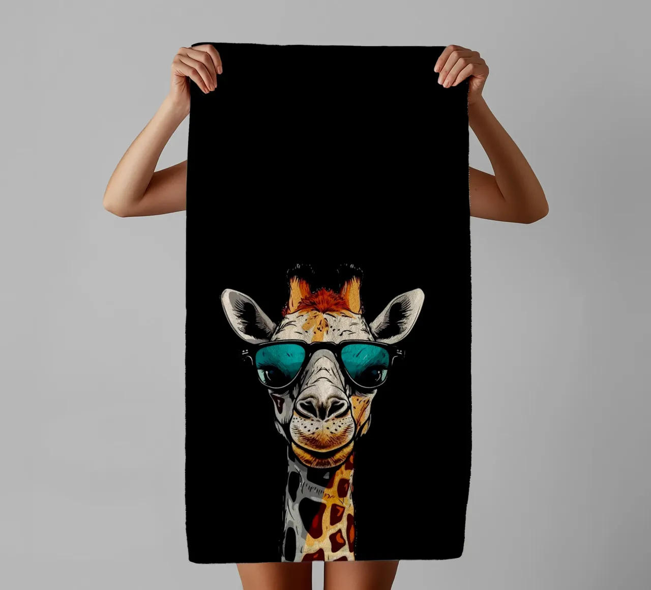 spectacled giraffe asciugamano da bagno da Dumery Art