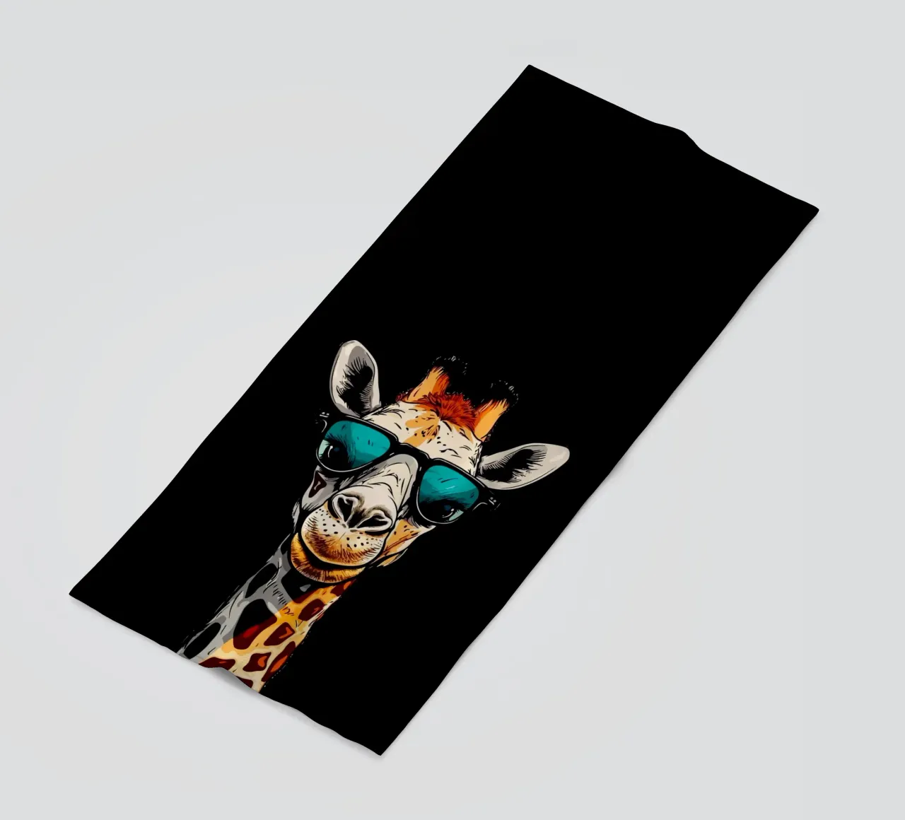 spectacled giraffe telo mare da Dumery Art