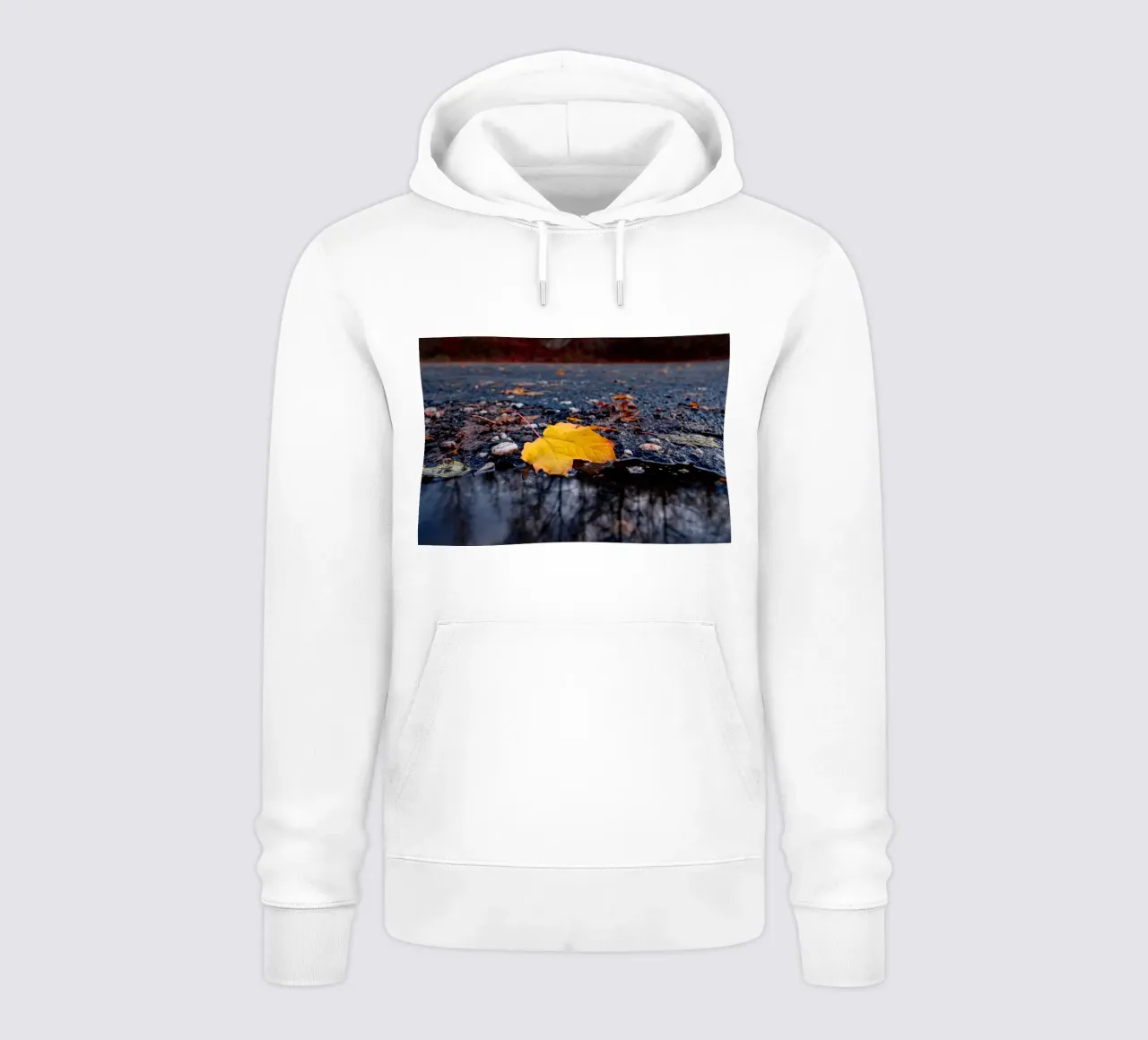 Yellow maple leaf hoodie by Marcus Beckert | Fotografie