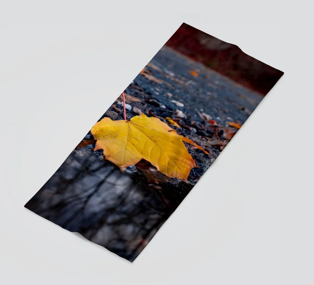 Foglia d'acero gialla telo mare da Marcus Beckert | Fotografie