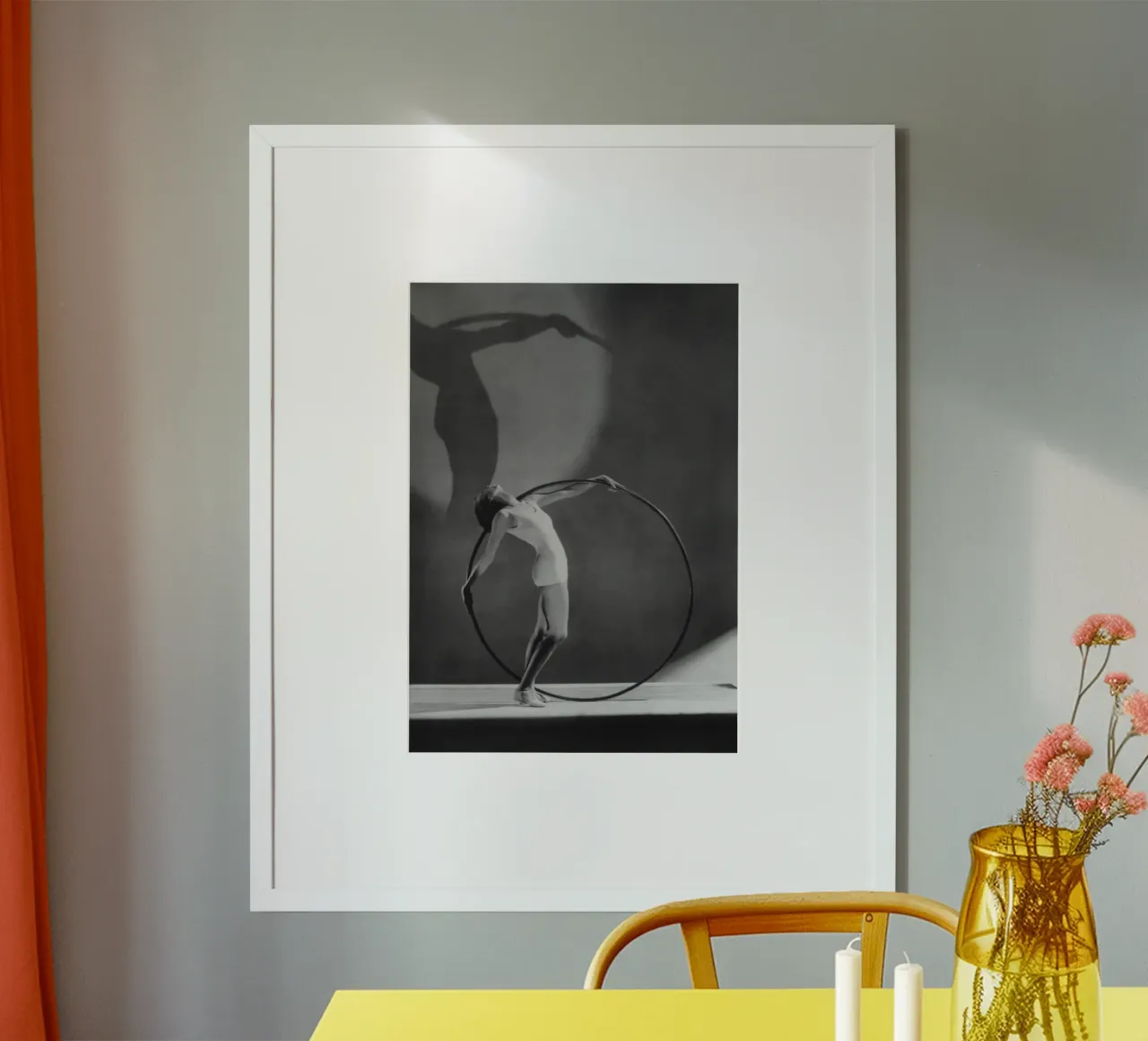 Galleria dell'Atlante Hoyningen Huene Carise Costumi da bagno Hula Hoop Pari poster da Brant Varner