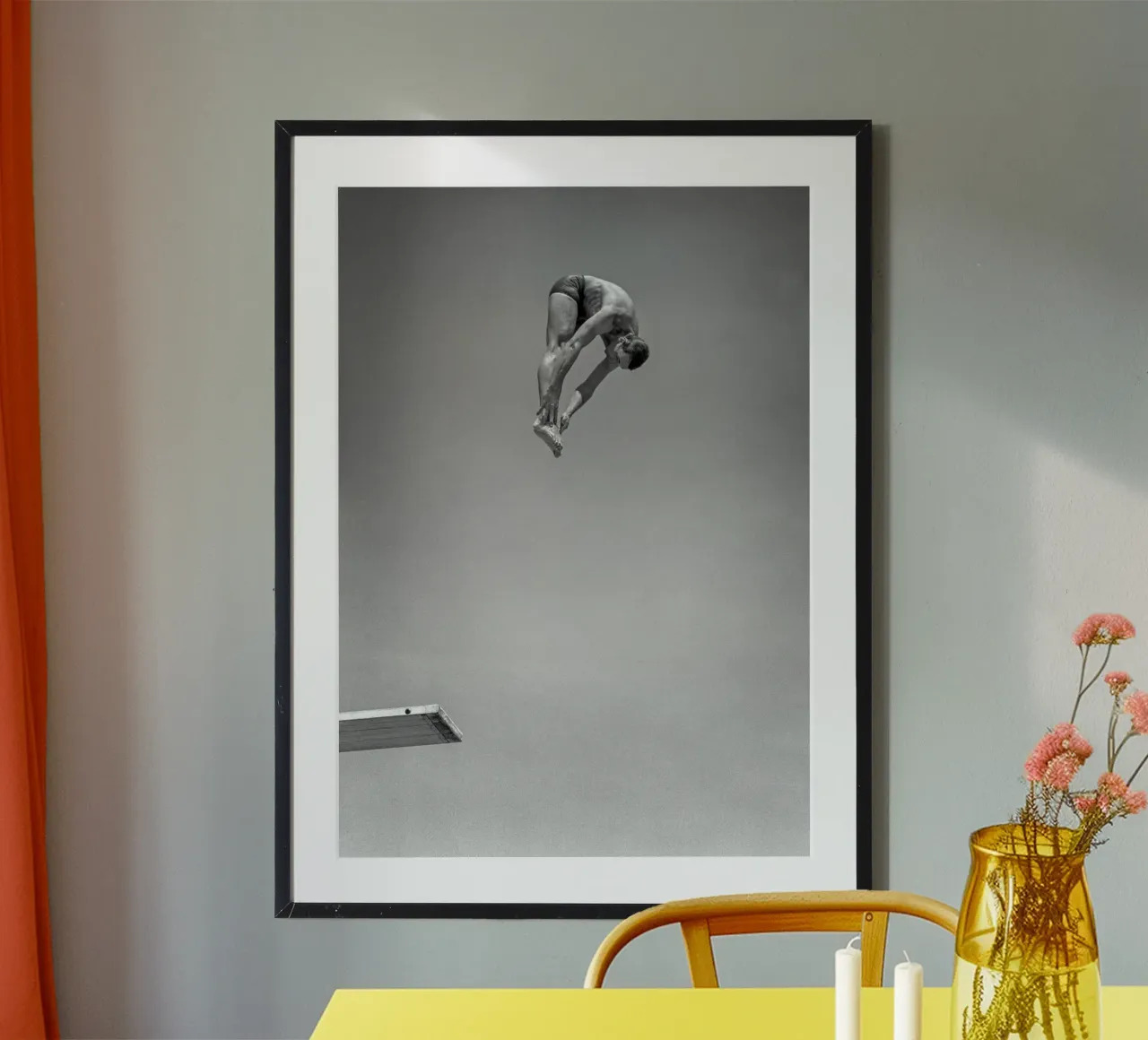 Sommozzatore con piattaforma di immersione poster con telaio in alluminio da Brant Varner