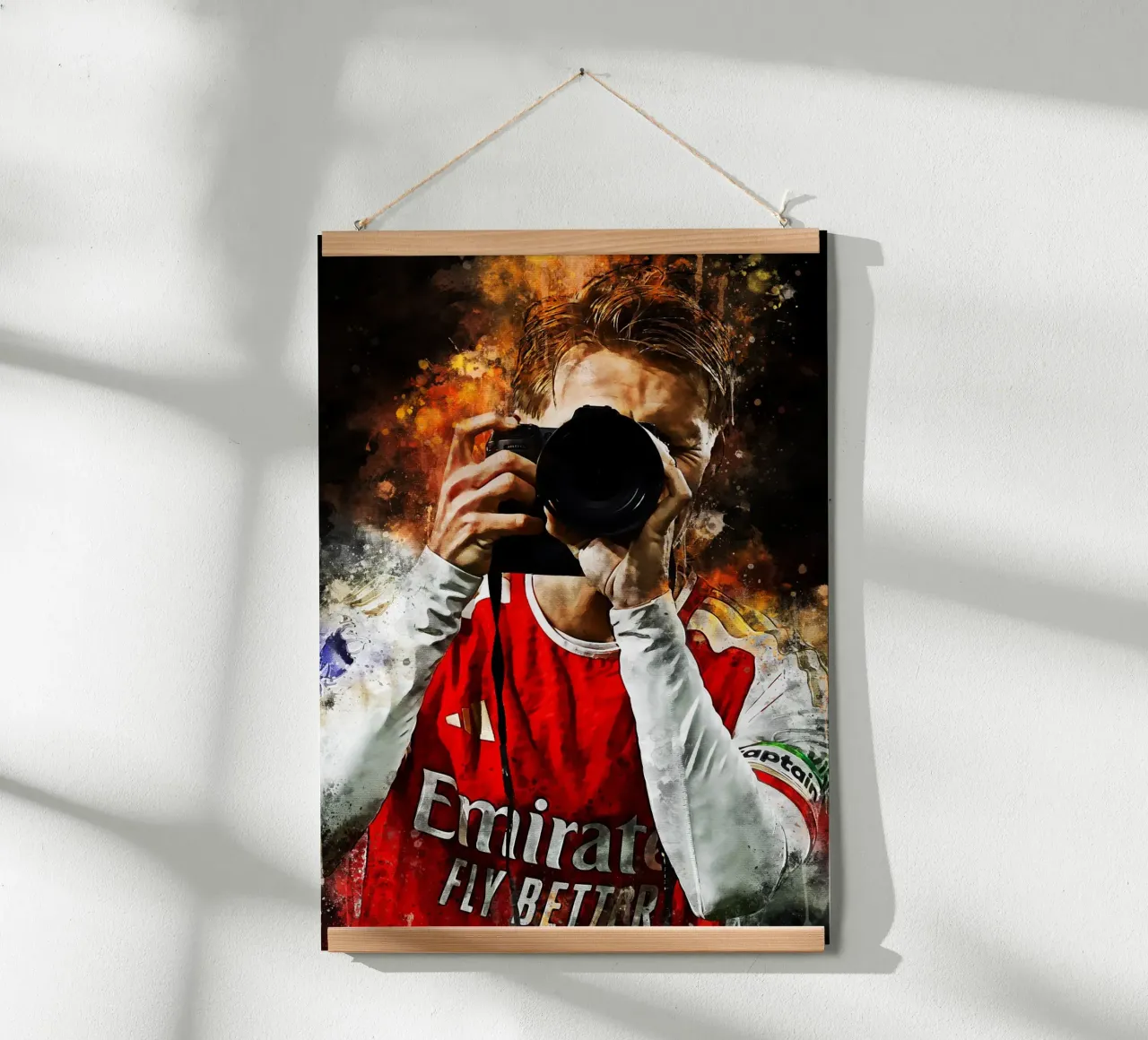 Martin Ødegaard poster con telaio in legno da MasterInkArt