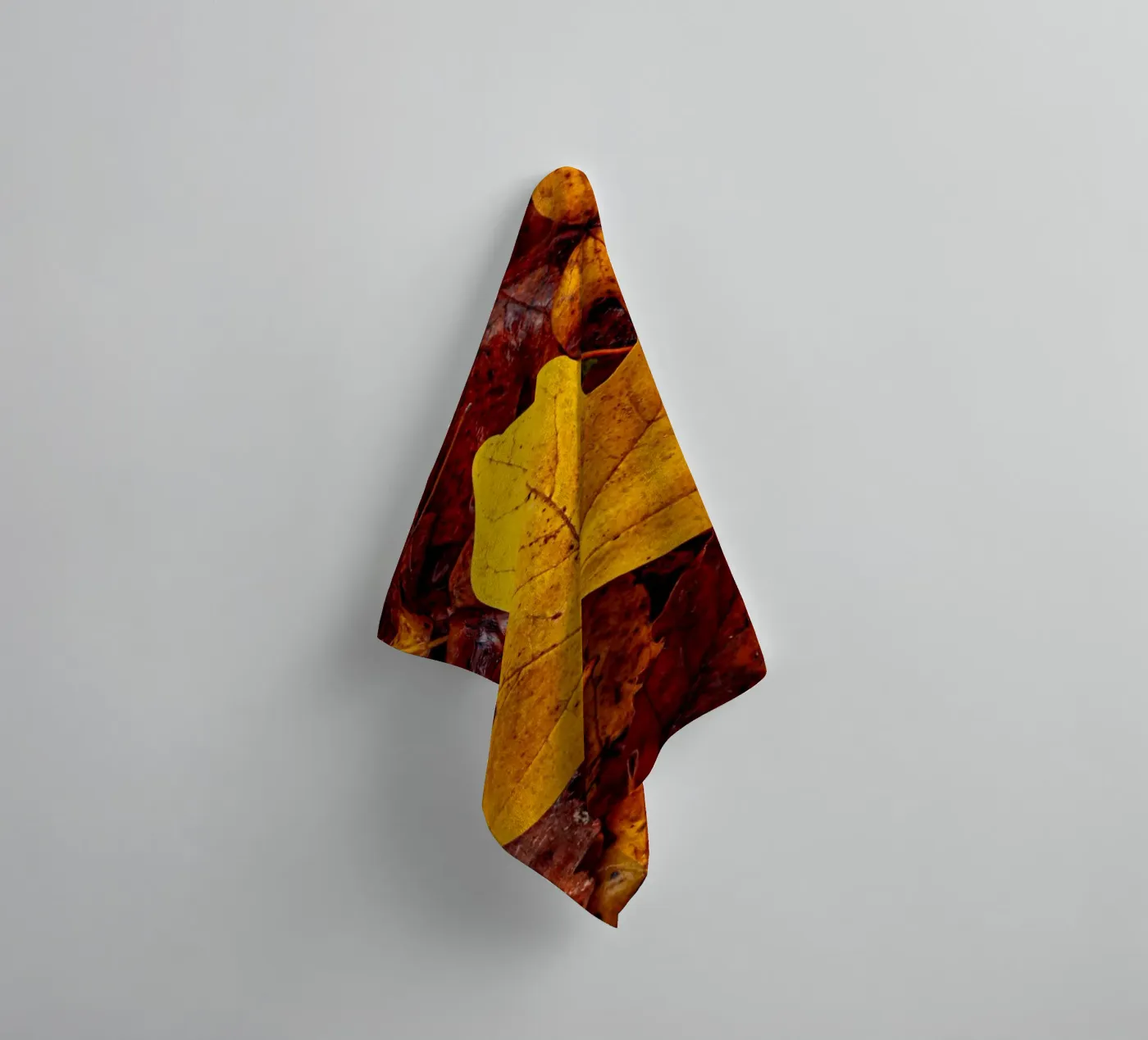 Yellow maple leaf towel by Marcus Beckert | Fotografie