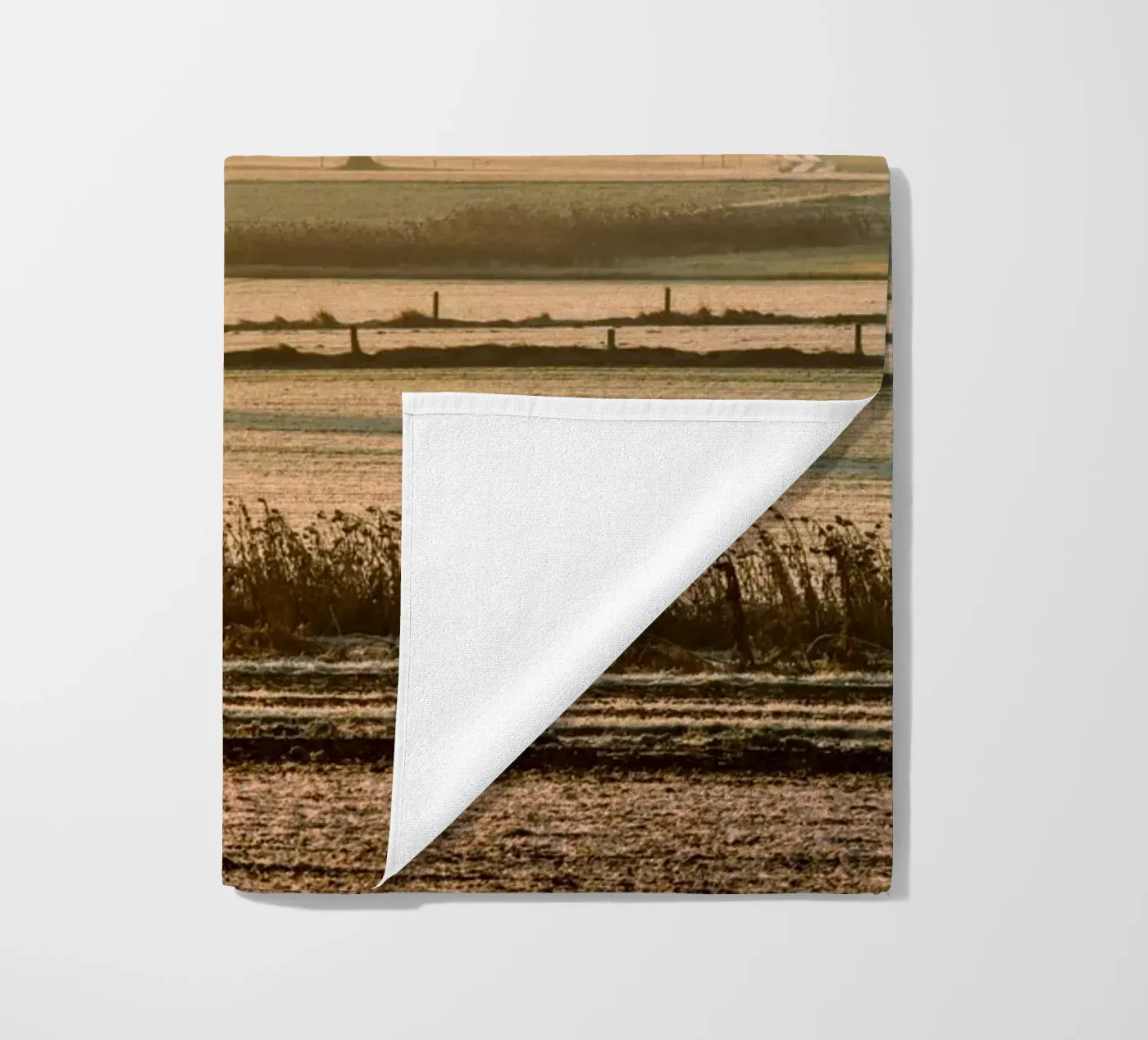 old farm telo mare da pastel color shape