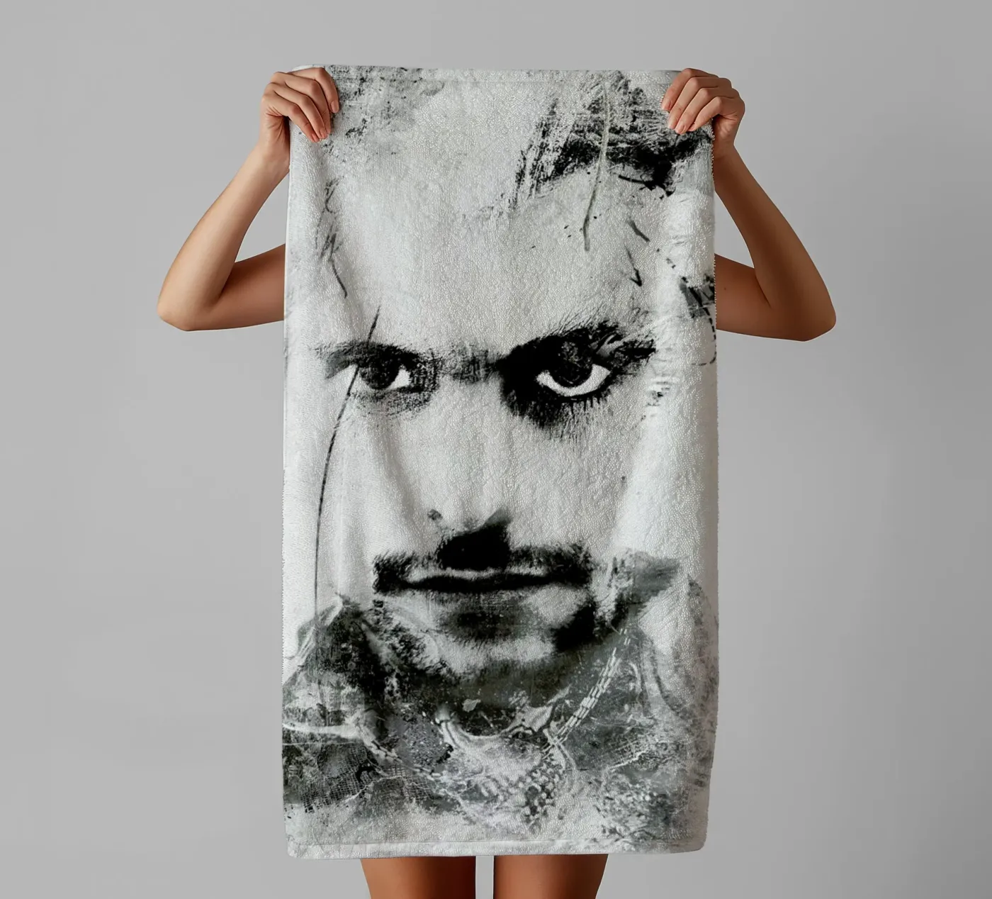 Glam towel by Sandrine Pagnoux