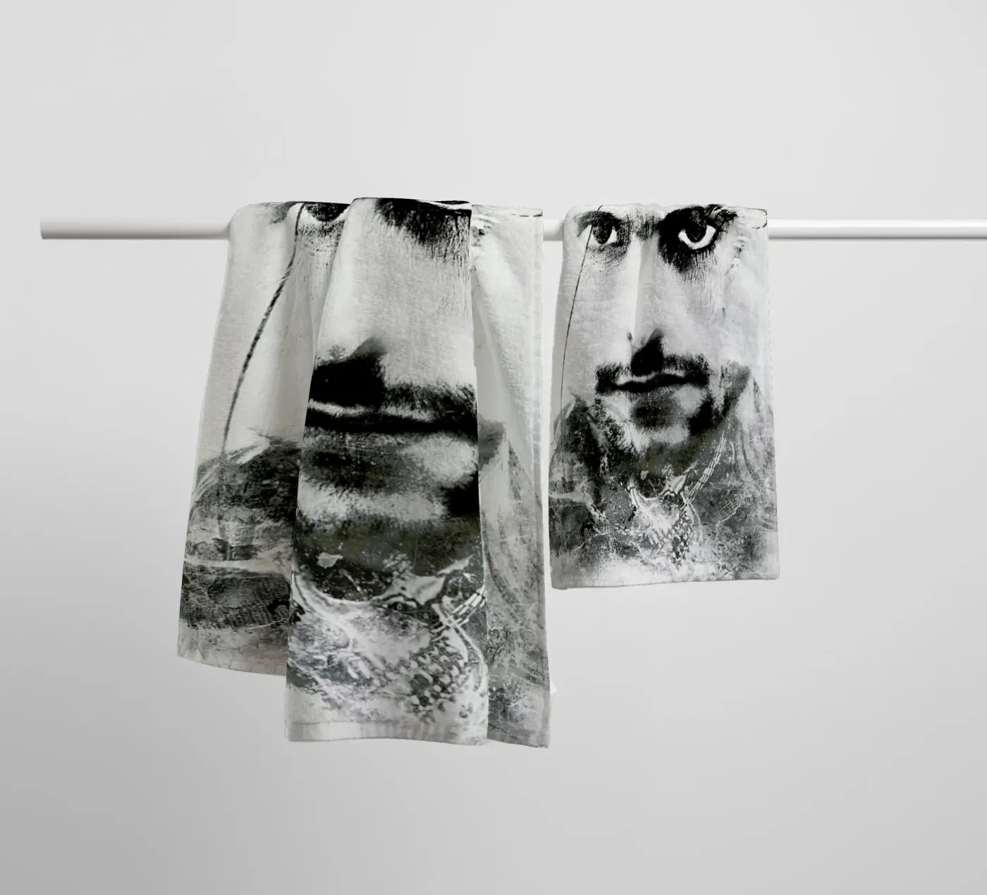 Glam towel by Sandrine Pagnoux