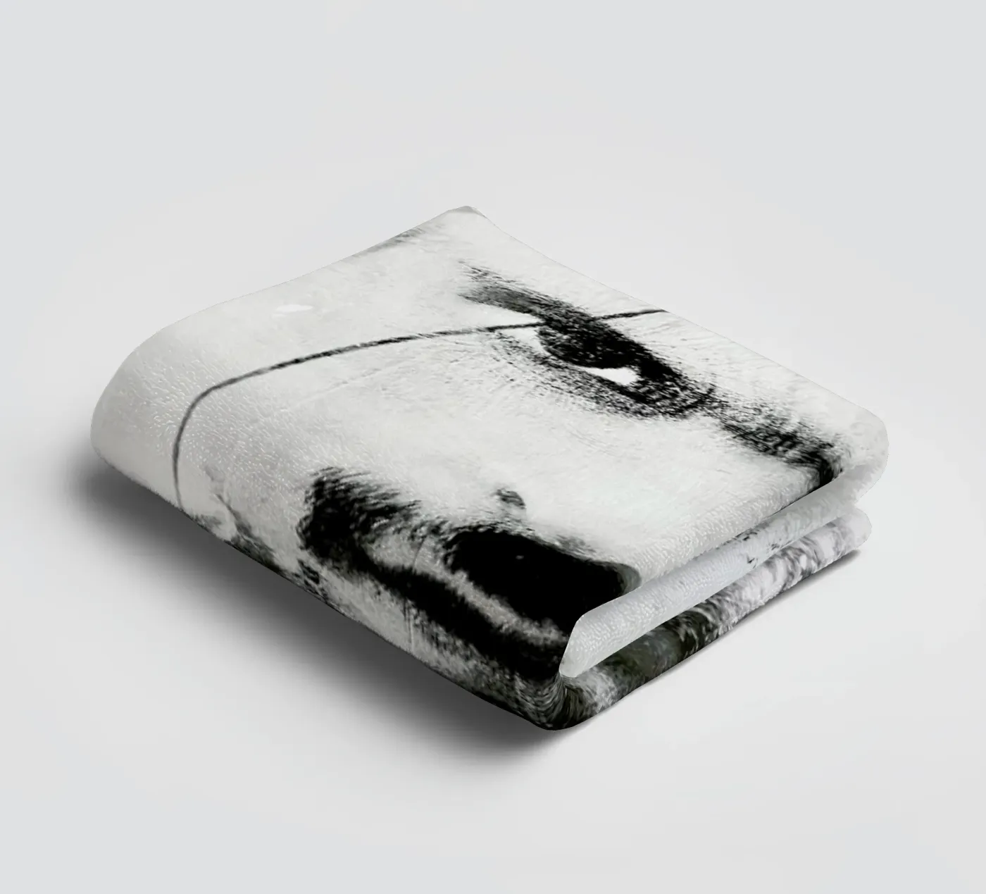 Glam towel by Sandrine Pagnoux