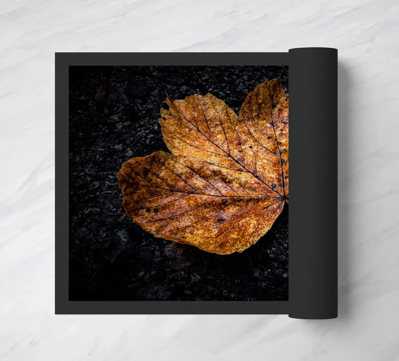 Yellow maple leaf doormat by Marcus Beckert | Fotografie