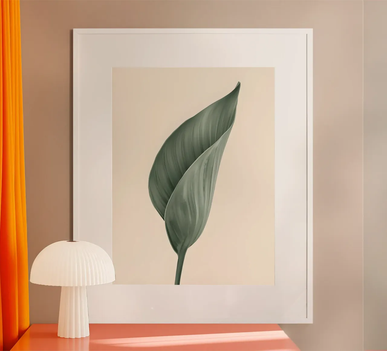 Foglia di uccello del paradiso poster con telaio in alluminio da The Green Room