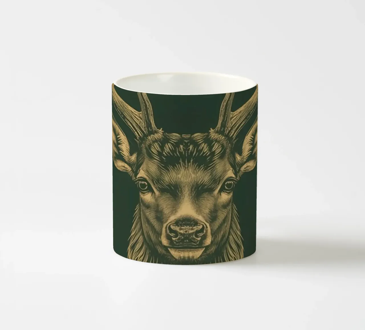 Illustrazione di una testa di cervo con le corna tazza in ceramica da DesignDoodle