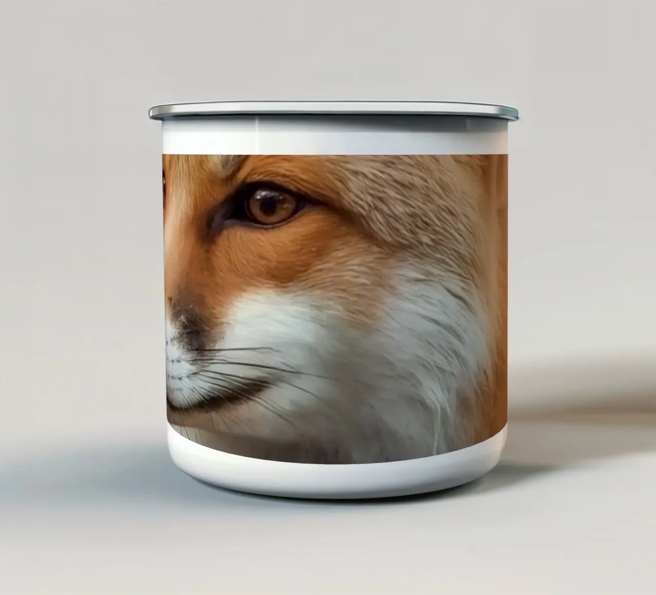 Rotfuchs Porträt nach links blickend Emaille Tasse von DesignDoodle