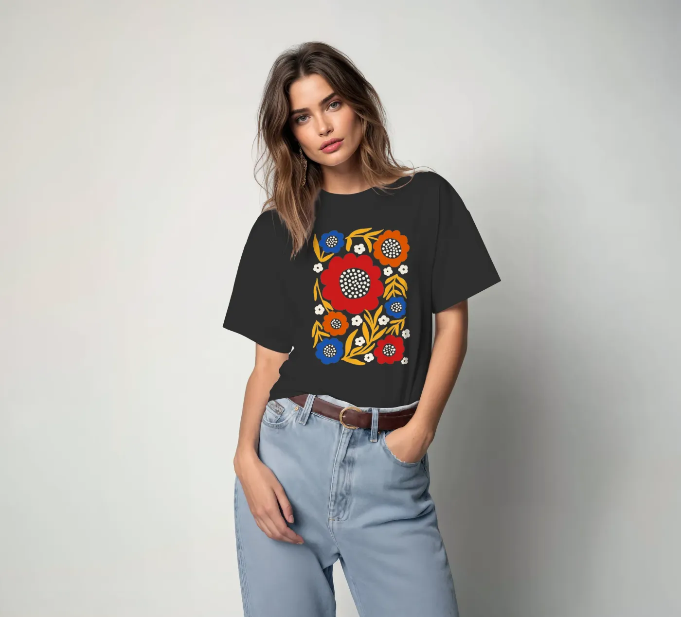 Rustic bloom t-shirt da TijanaArtStudio88