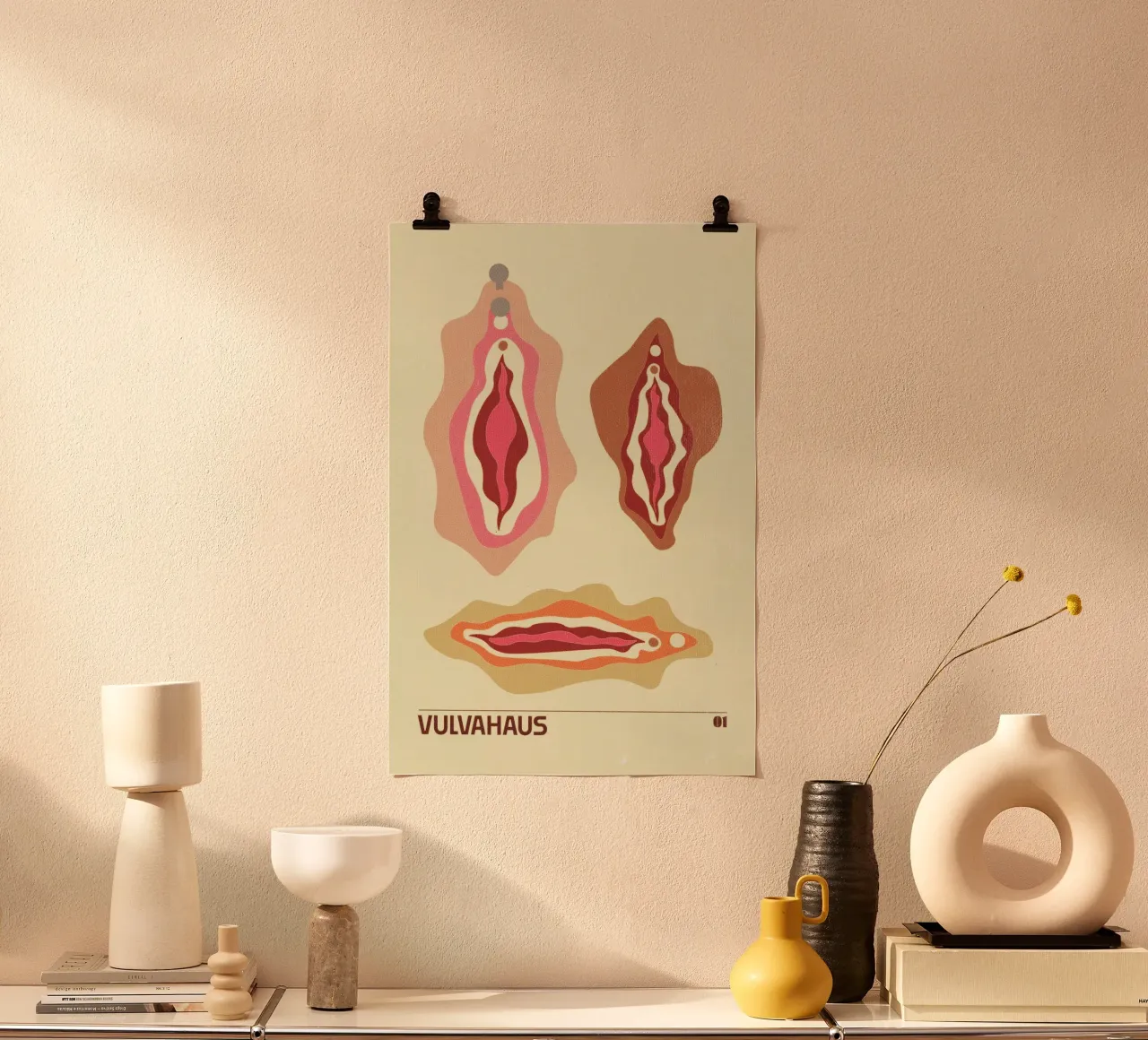 Vulvahaus poster con telaio in alluminio da Jonas Loose