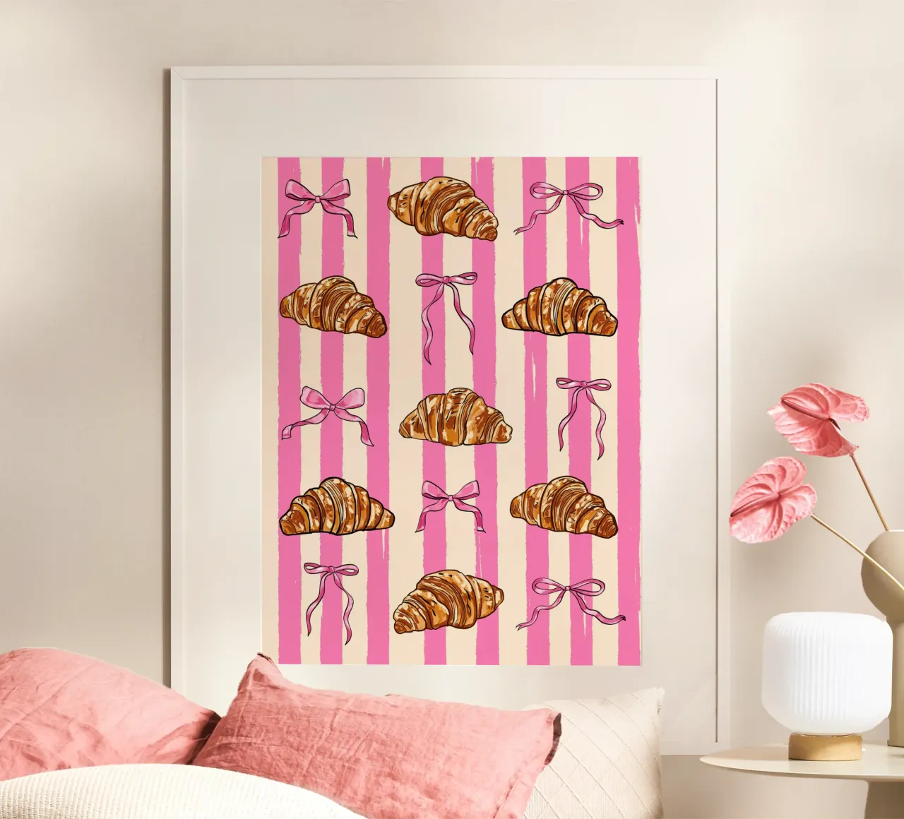 Coquette vintage a strisce rosa Fiocchi e croissant poster con telaio in plastica da EDMPROJECT