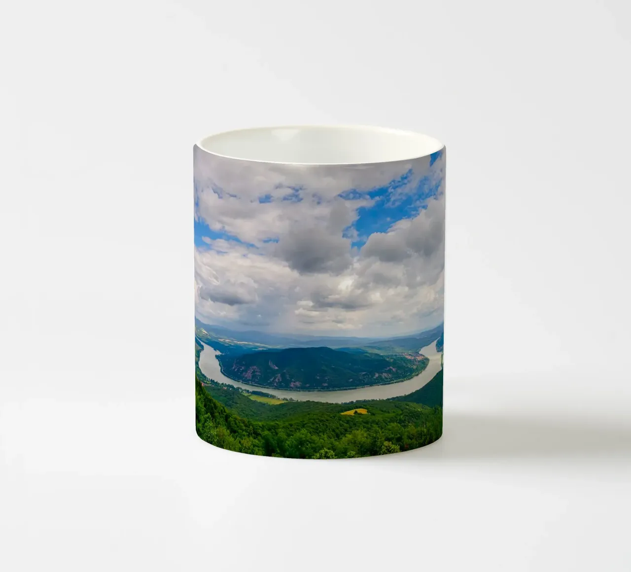 Ansa del Danubio in Ungheria tazza in ceramica da anderm