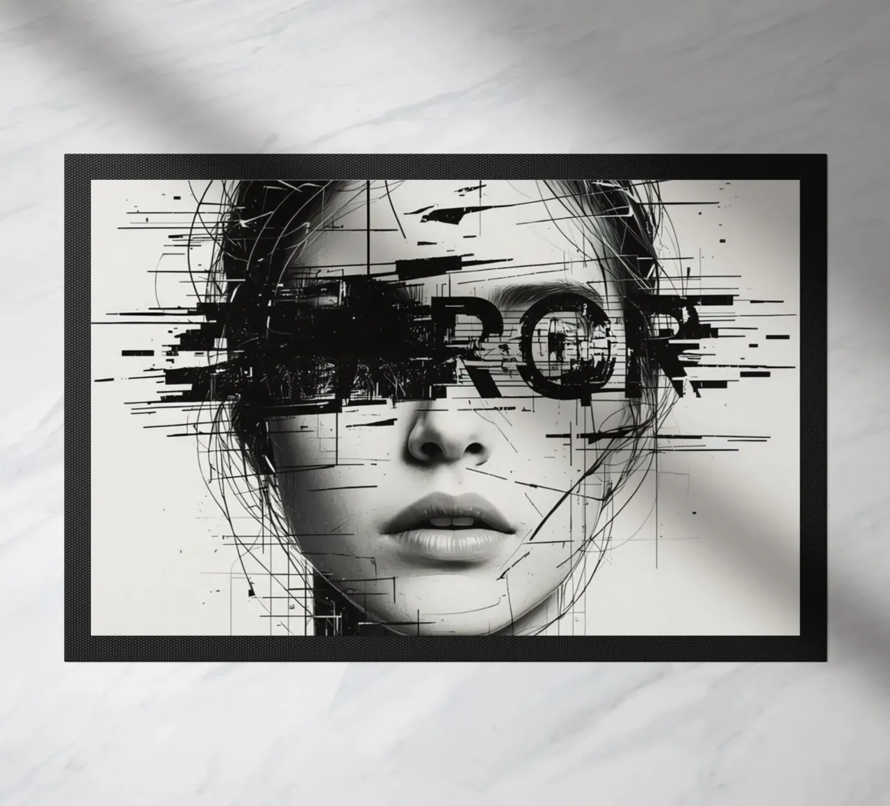 Volto di donna con linee astratte e sovrapposizione di errori zerbino da DesignDoodle