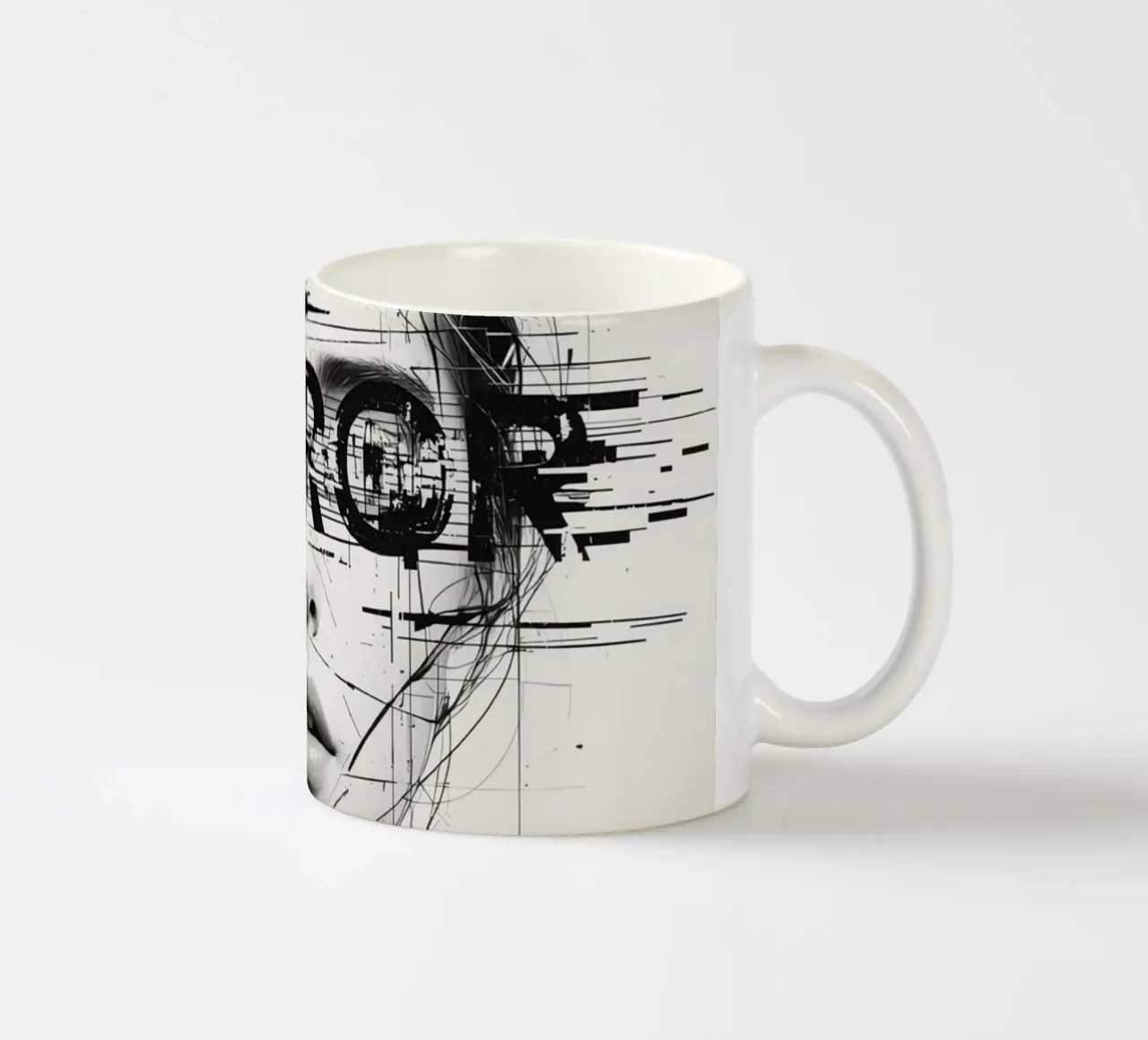 Volto di donna con linee astratte e sovrapposizione di errori tazza in ceramica da DesignDoodle