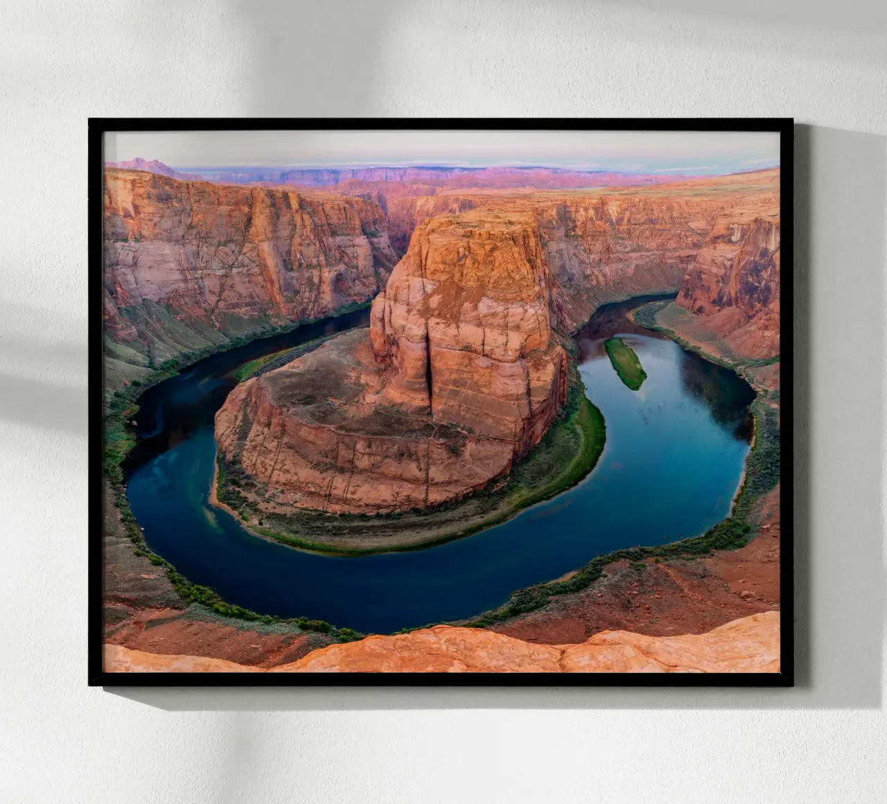 Ansa a ferro di cavallo del fiume Colorado, Arizona poster con telaio in legno da anderm