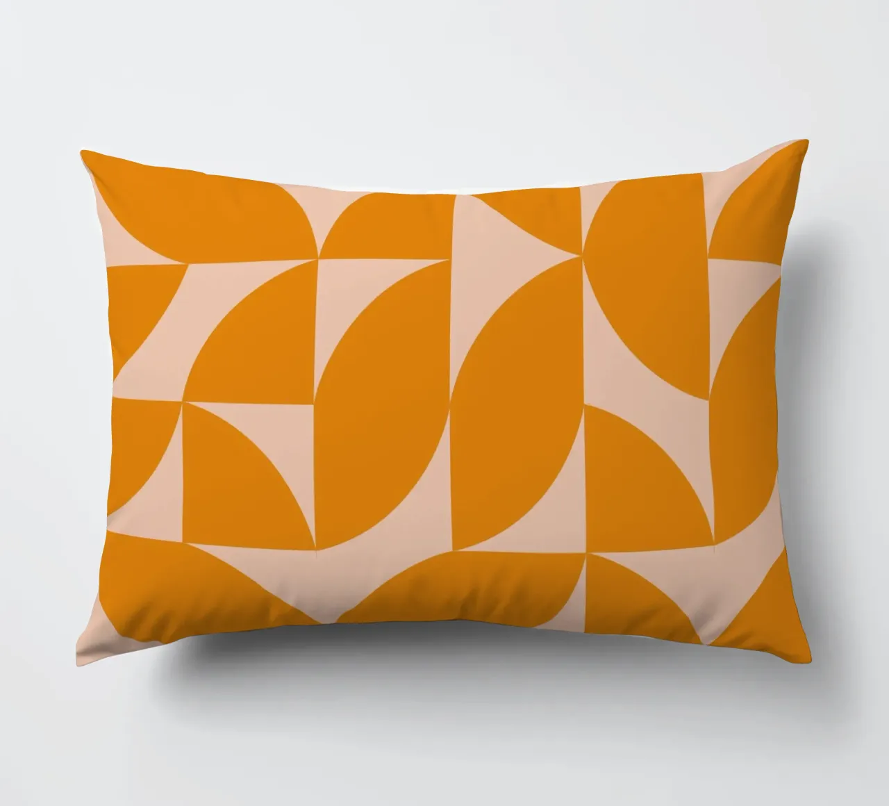 A fette in arancione cuscino da MirimoArt