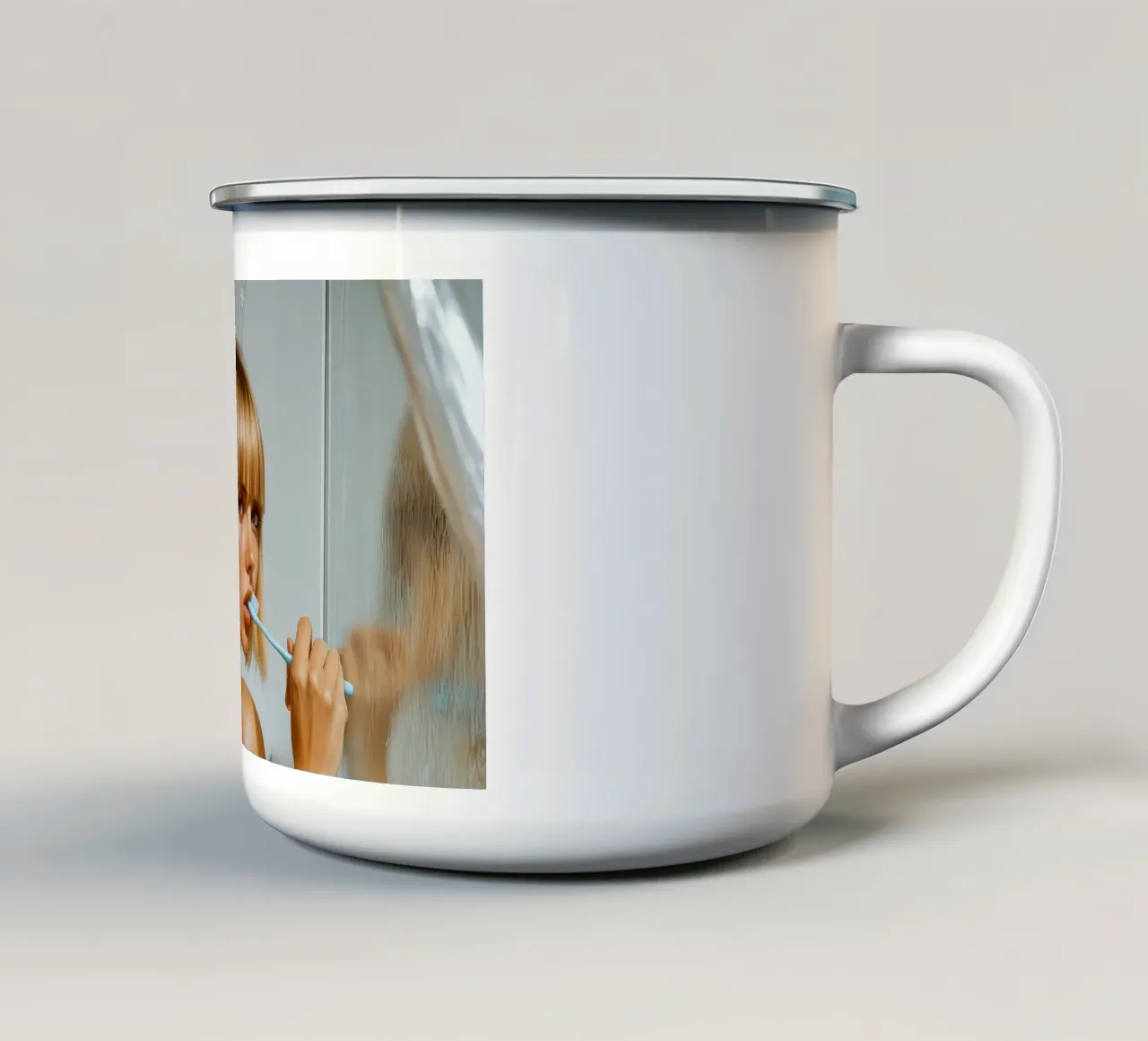 Mattina di plastica tazza in smalto da Synthaira