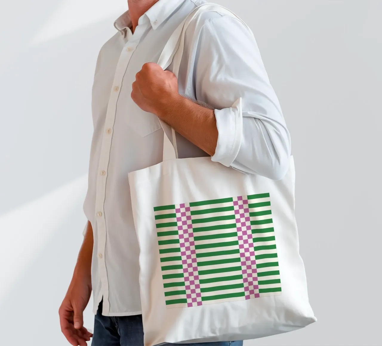 Purple and green checks and lines borsa in juta da TijanaArtStudio88