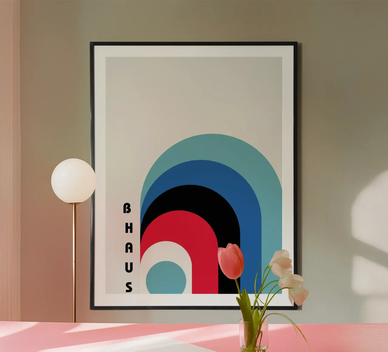 Bauhaus Poster - Abstracte retro boog kunst poster van Studio Vibe