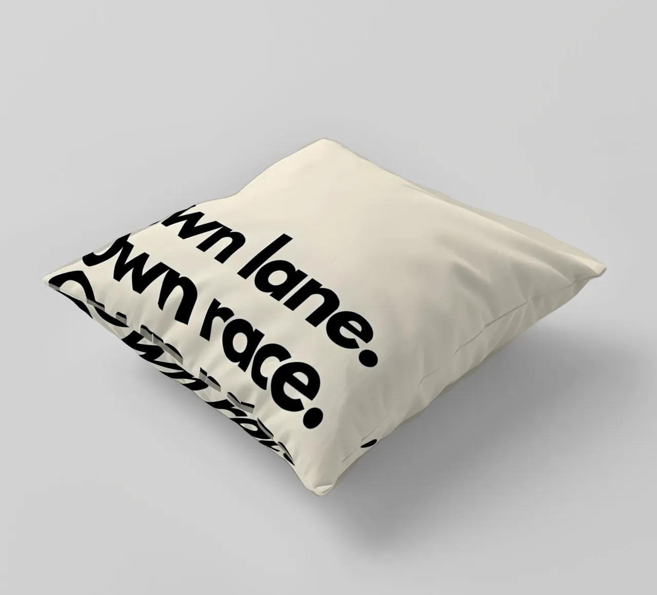 "Own lane. Own race. Own pace." cuscino da Type & Tape