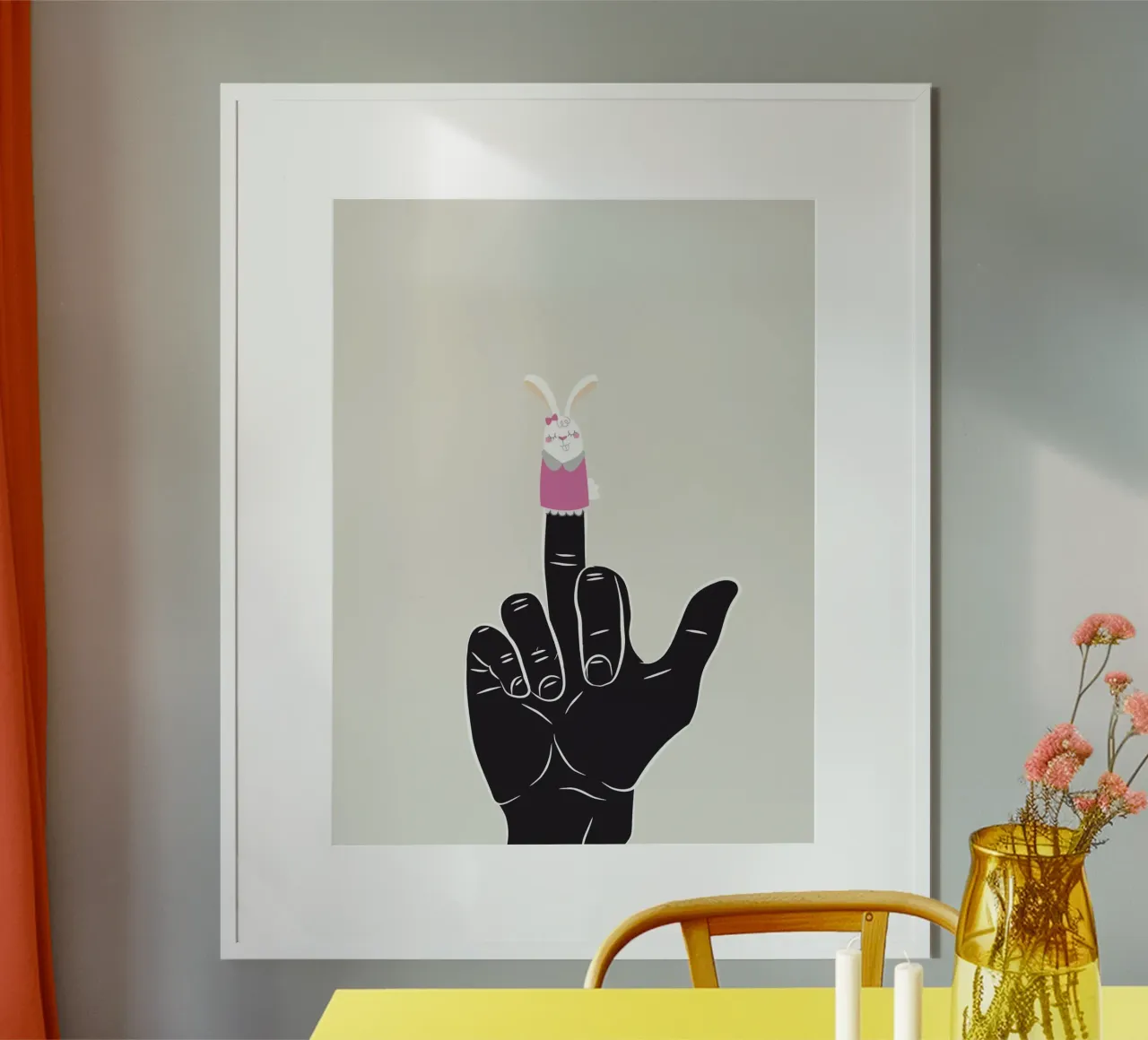 di una mano con il pupazzo da dito di un coniglietto poster con telaio in alluminio da dan band