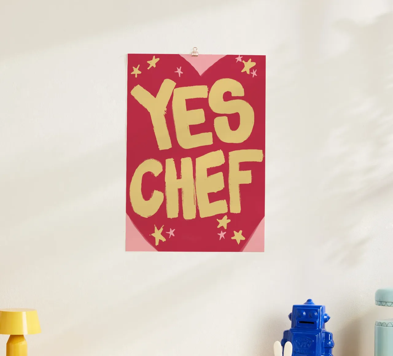 Sì Chef! Poster da cucina, arte del cuore e dell'amore poster con telaio in plastica da vintagepod