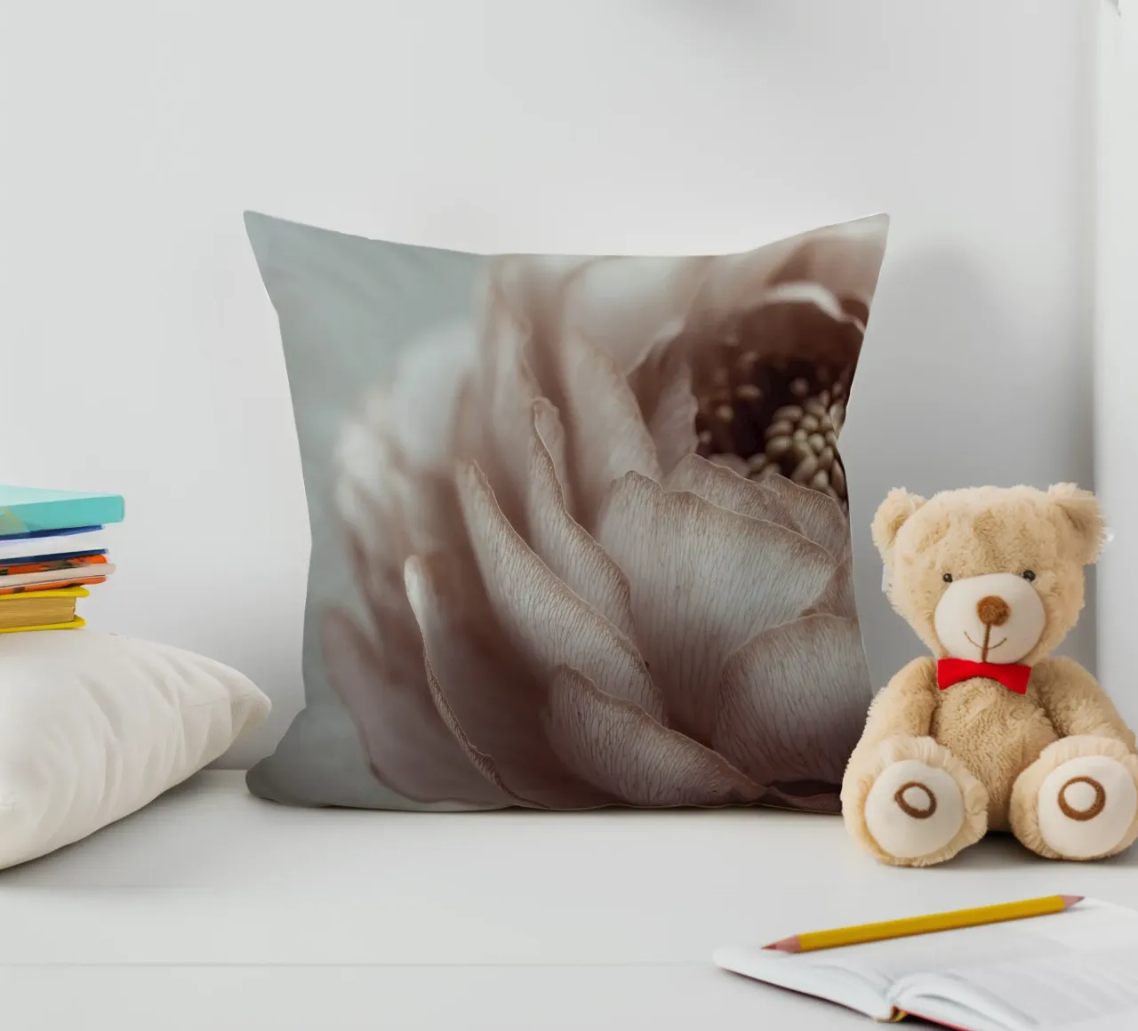 Soft Petals No 01 cuscino da treechild
