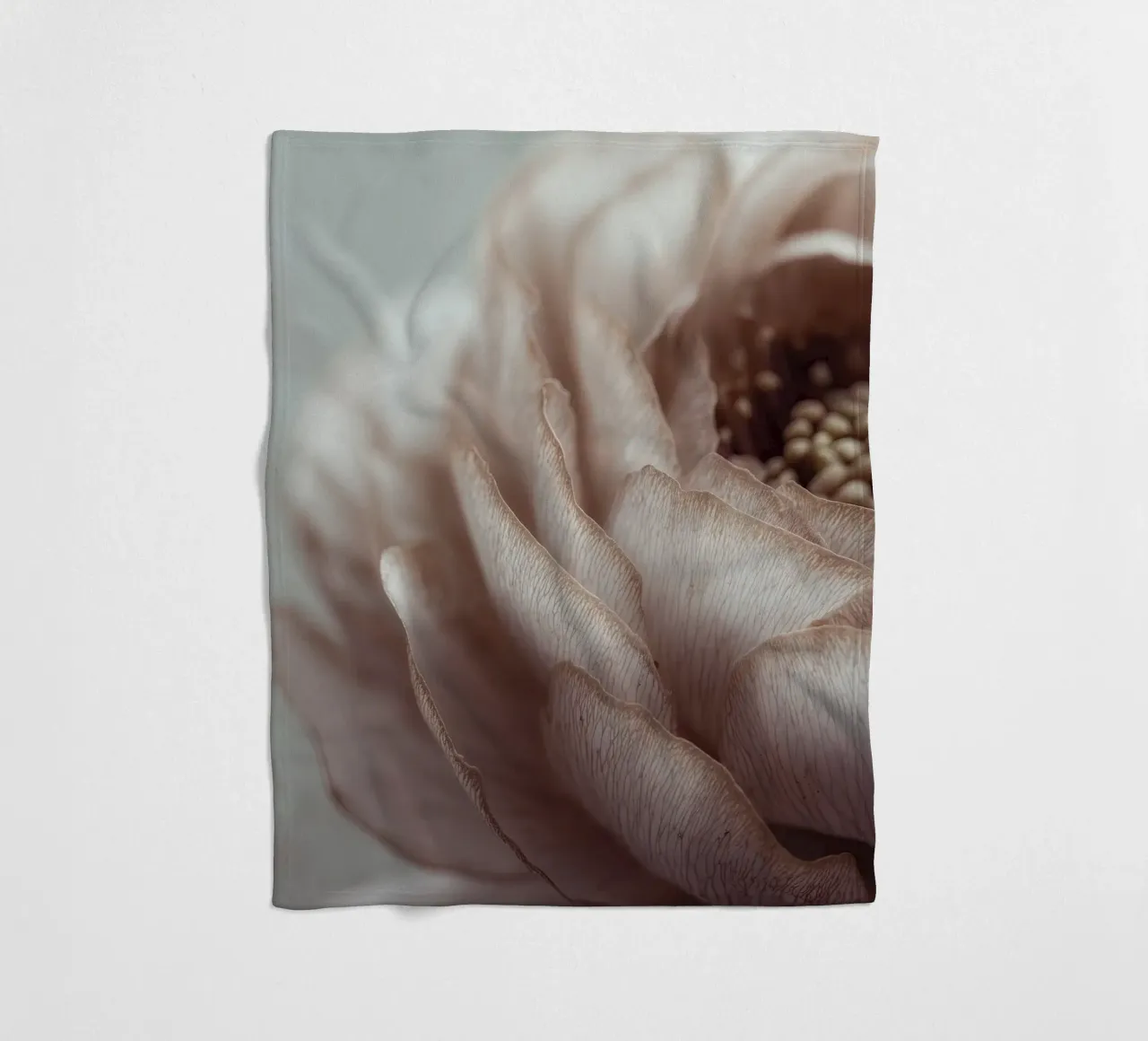 Soft Petals No 01 coperta in pile da treechild