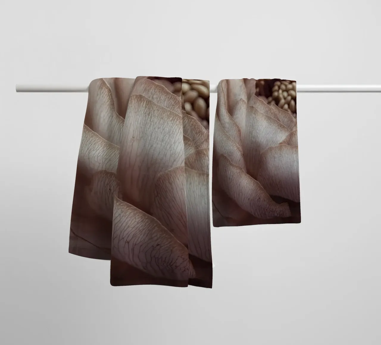 Soft Petals No 01 asciugamano da bagno da treechild