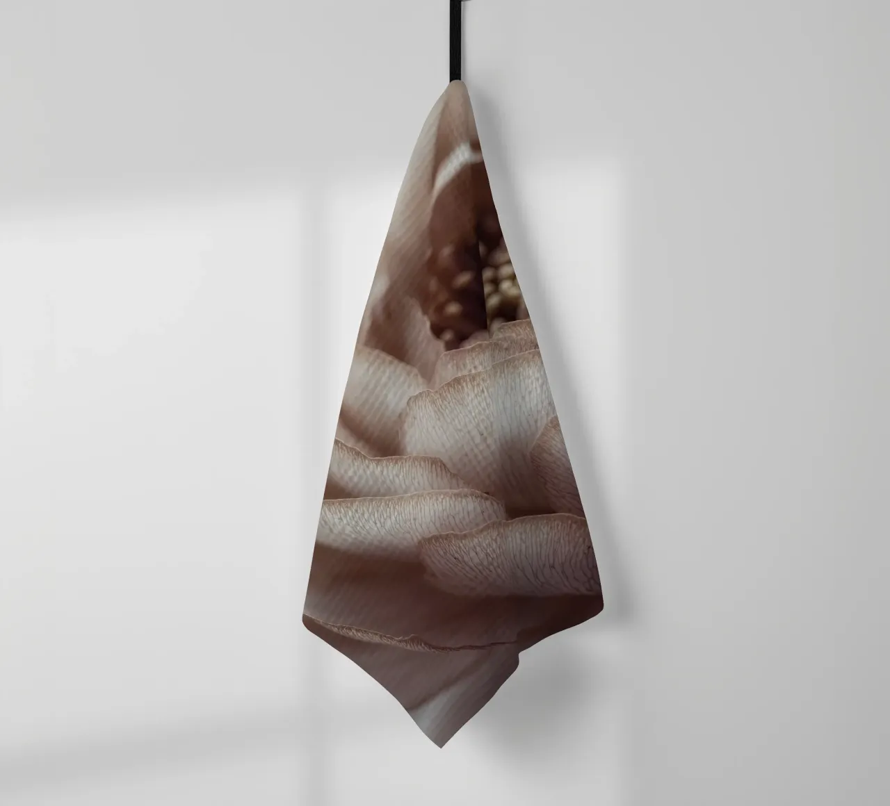 Soft Petals No 01 canovaccio da cucina da treechild