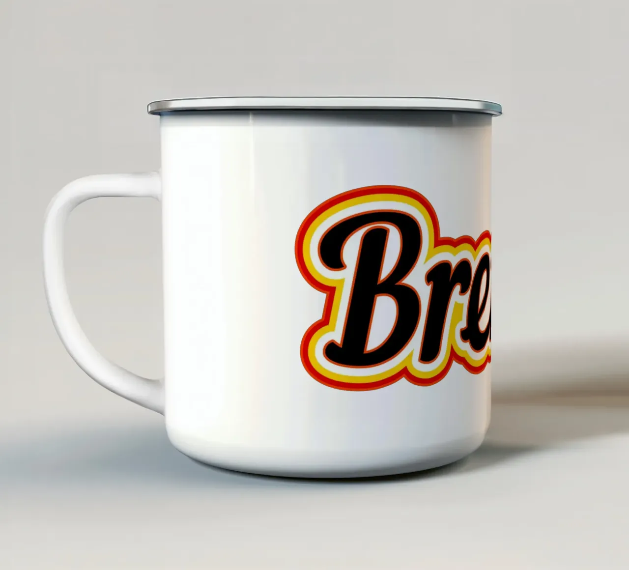 Etichetta di Brema tazza in smalto da Mariel Toigo