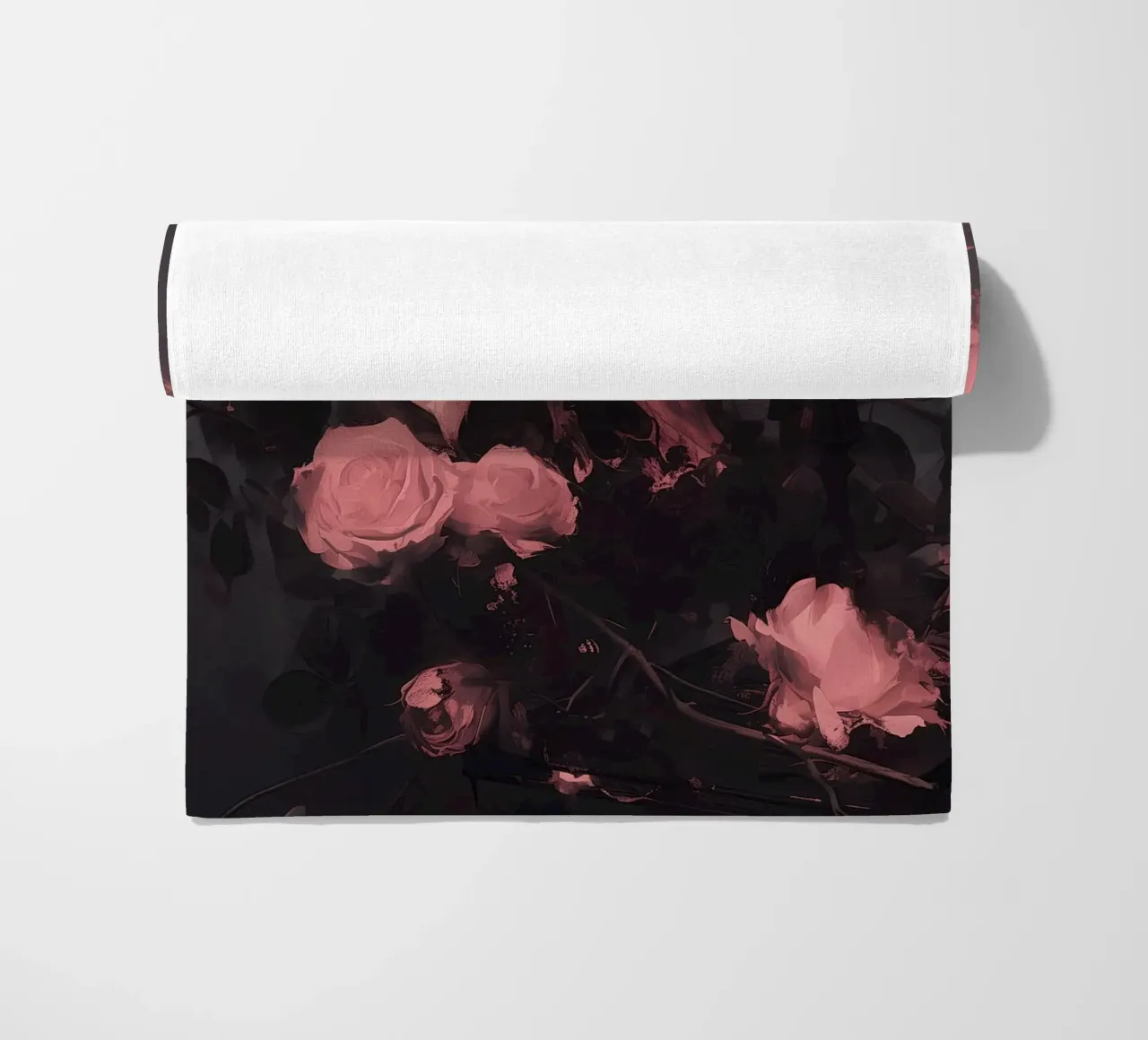 Dark Bloom No 02 strandhanddoek van treechild