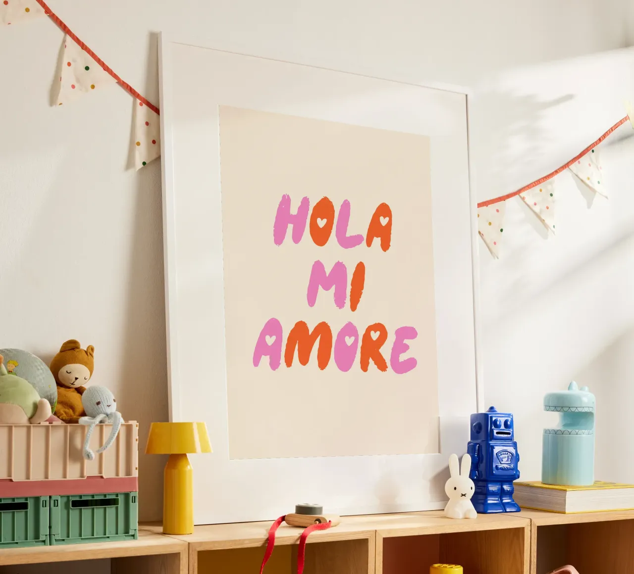 Hola mi amore poster con telaio in alluminio da dericktype