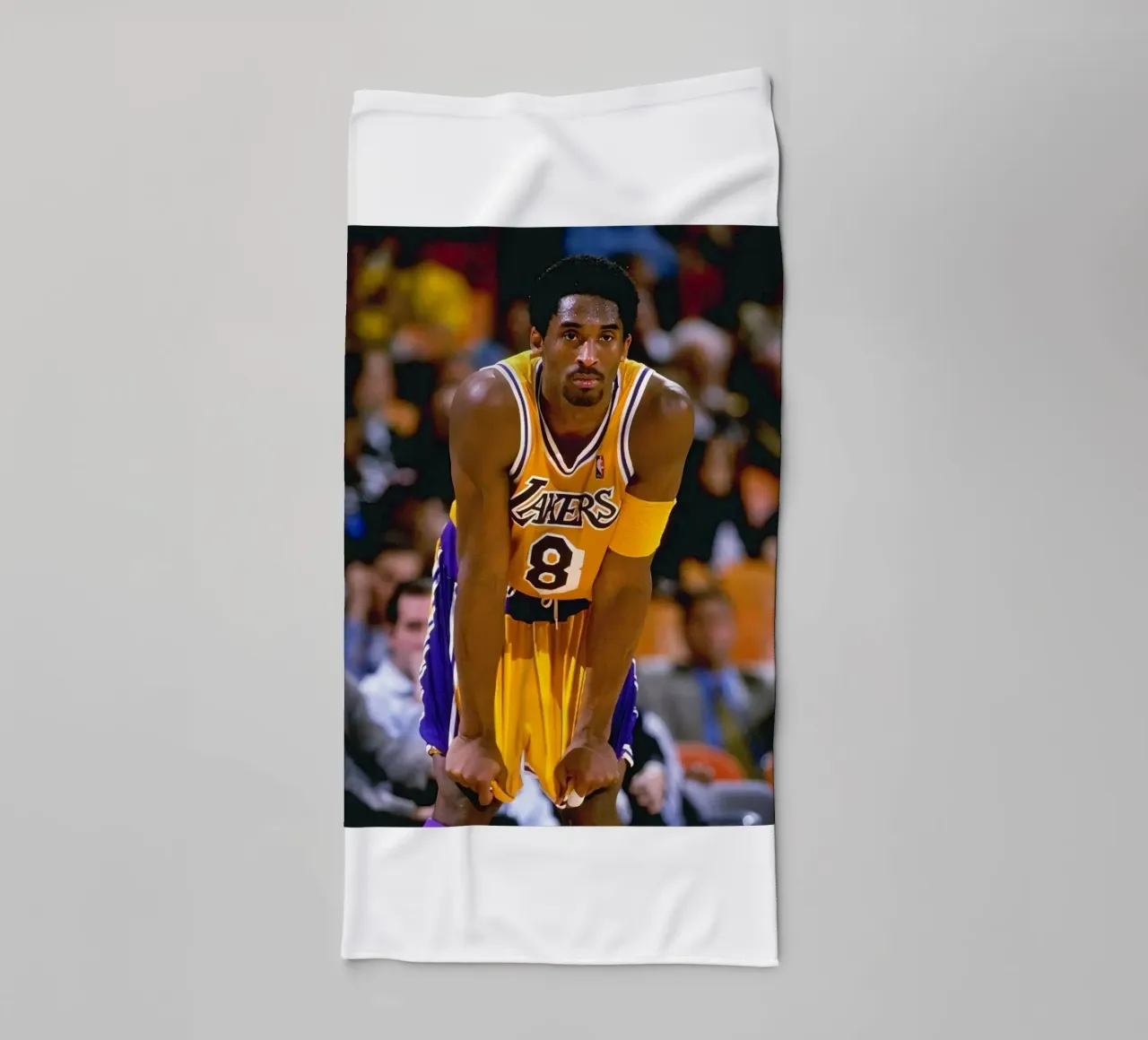 Kobe Bryant scores 60 POINTS towel by FAKE ARTWORK STORE