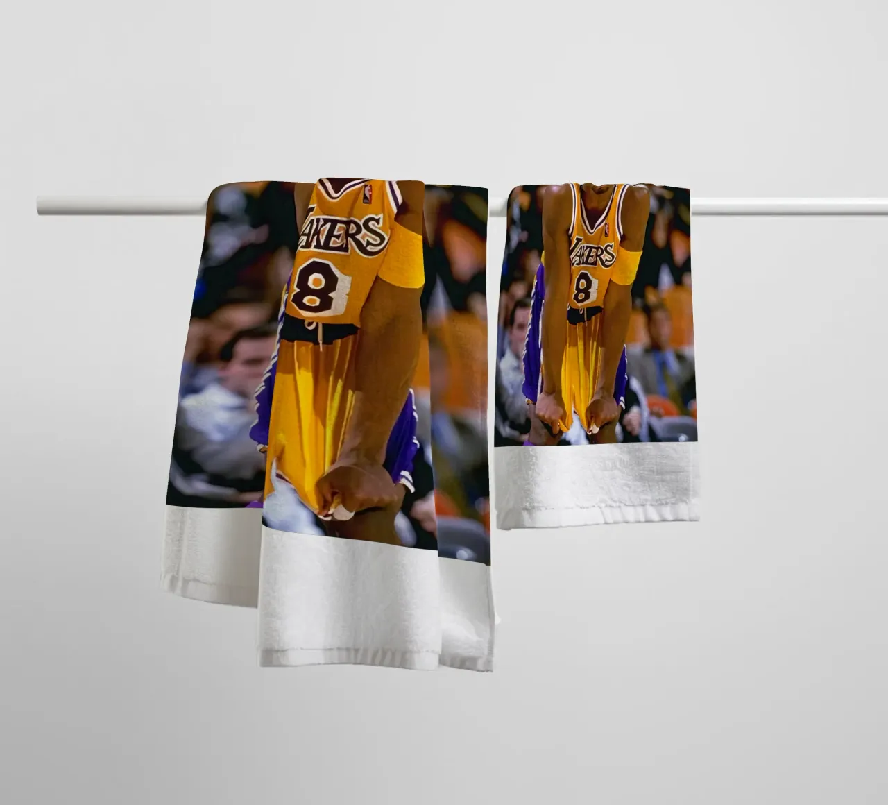 Kobe Bryant scores 60 POINTS towel by FAKE ARTWORK STORE