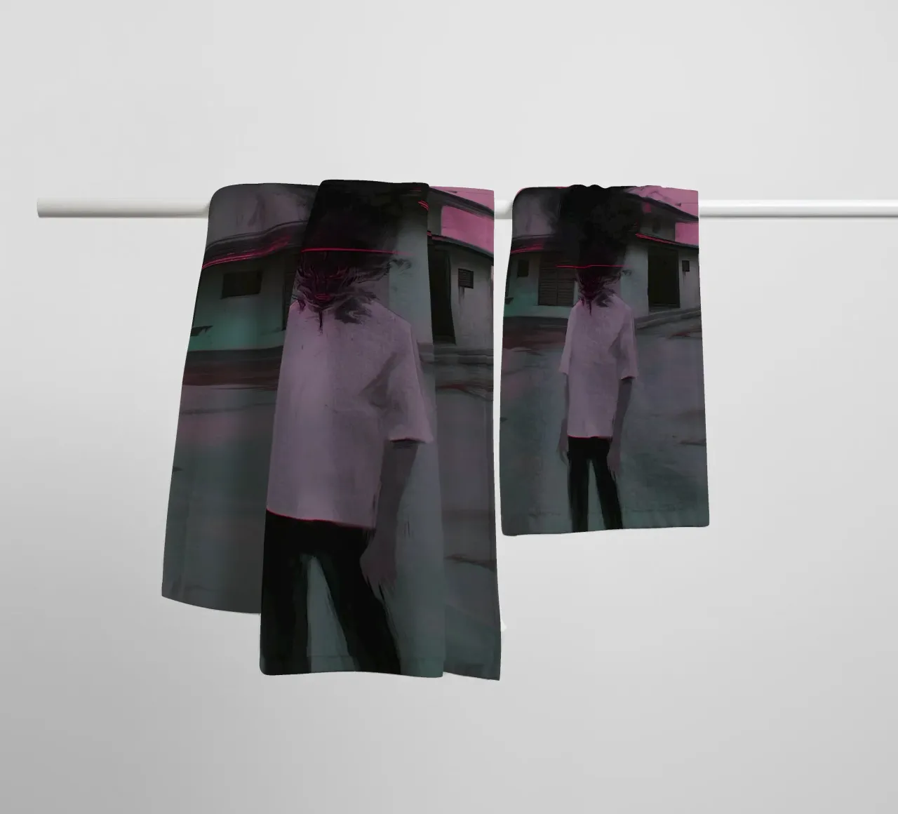Dark Bloom No 09 asciugamano da bagno da treechild