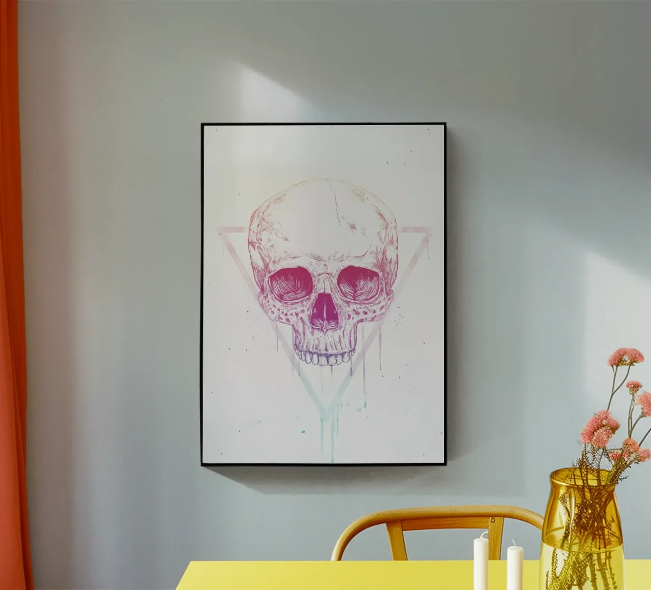 Skull in a triangle plexiglass da Balazs Solti