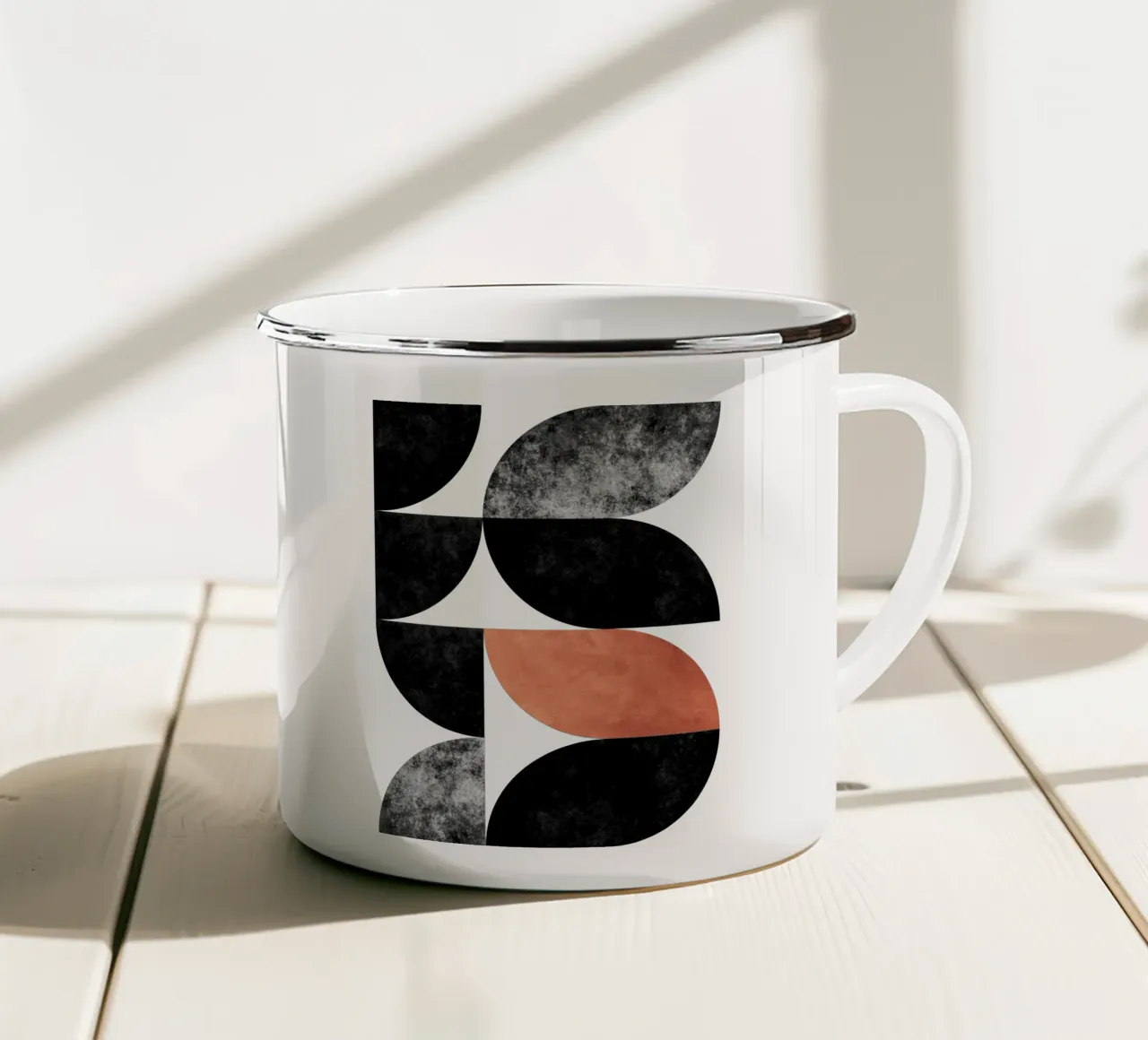Calcestruzzo e Cooper tazza in smalto da Mariel Toigo