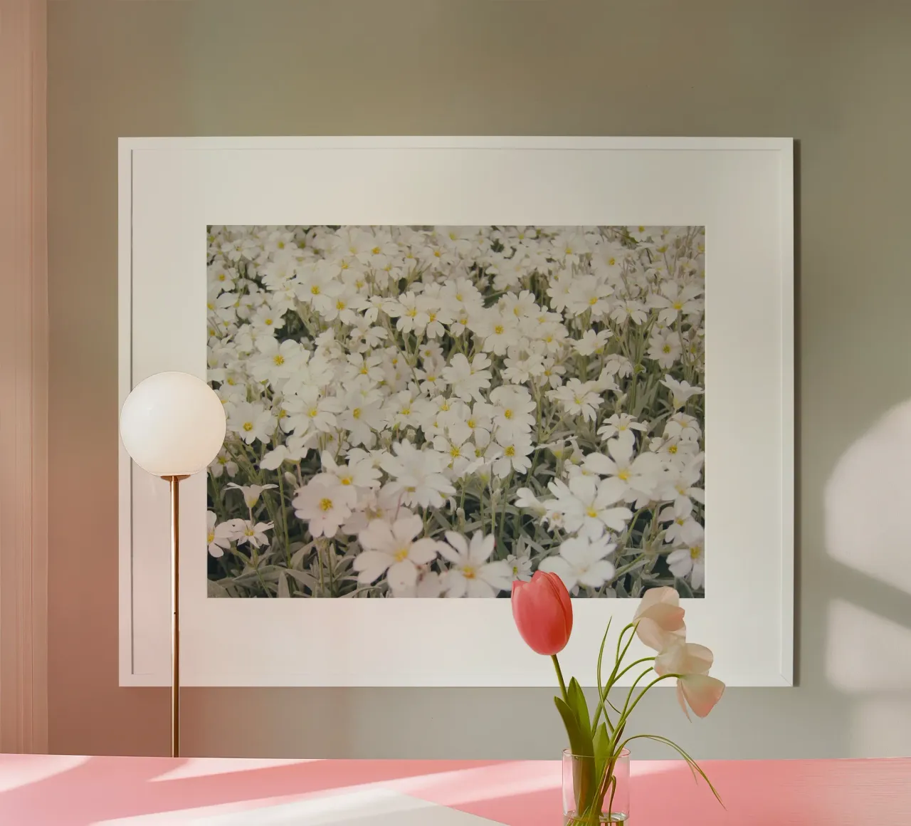 Festa dei fiori poster con telaio in alluminio da Cassia Beck Photography