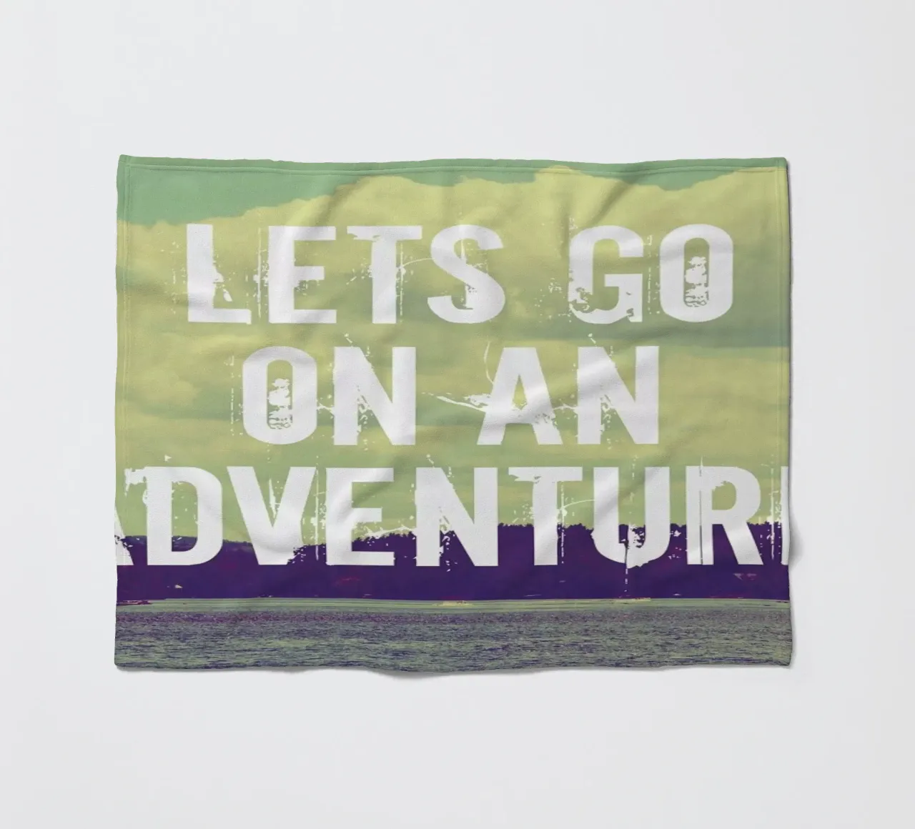 Lets go on an adventure coperta in pile da Vintage Skies