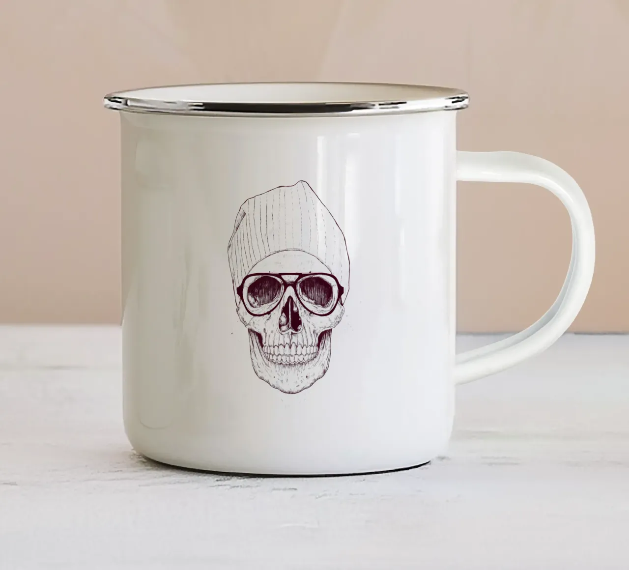 Cool Skull tazza in smalto da Balazs Solti