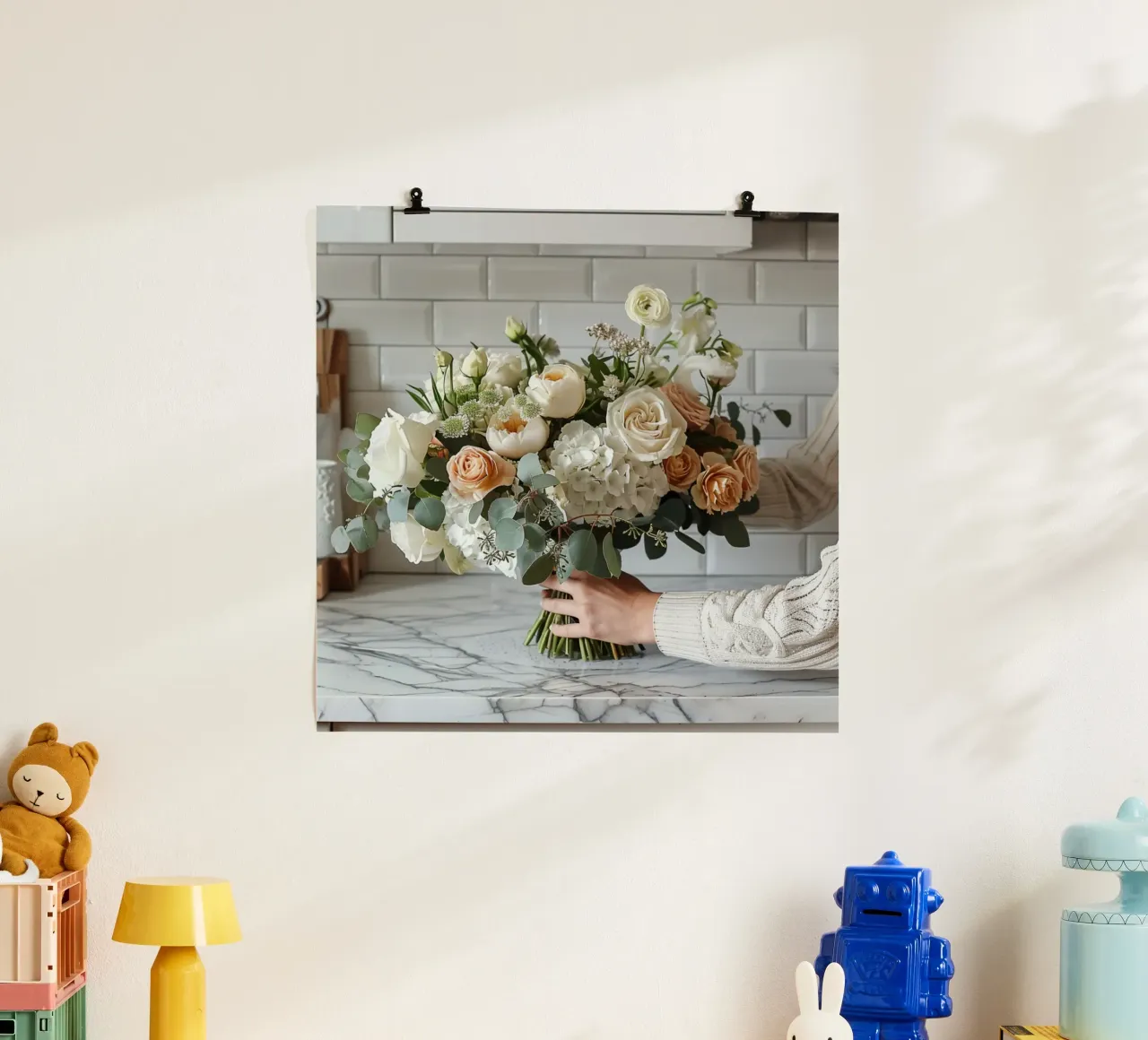 Serenità verde poster con telaio in plastica da StillVibe Home