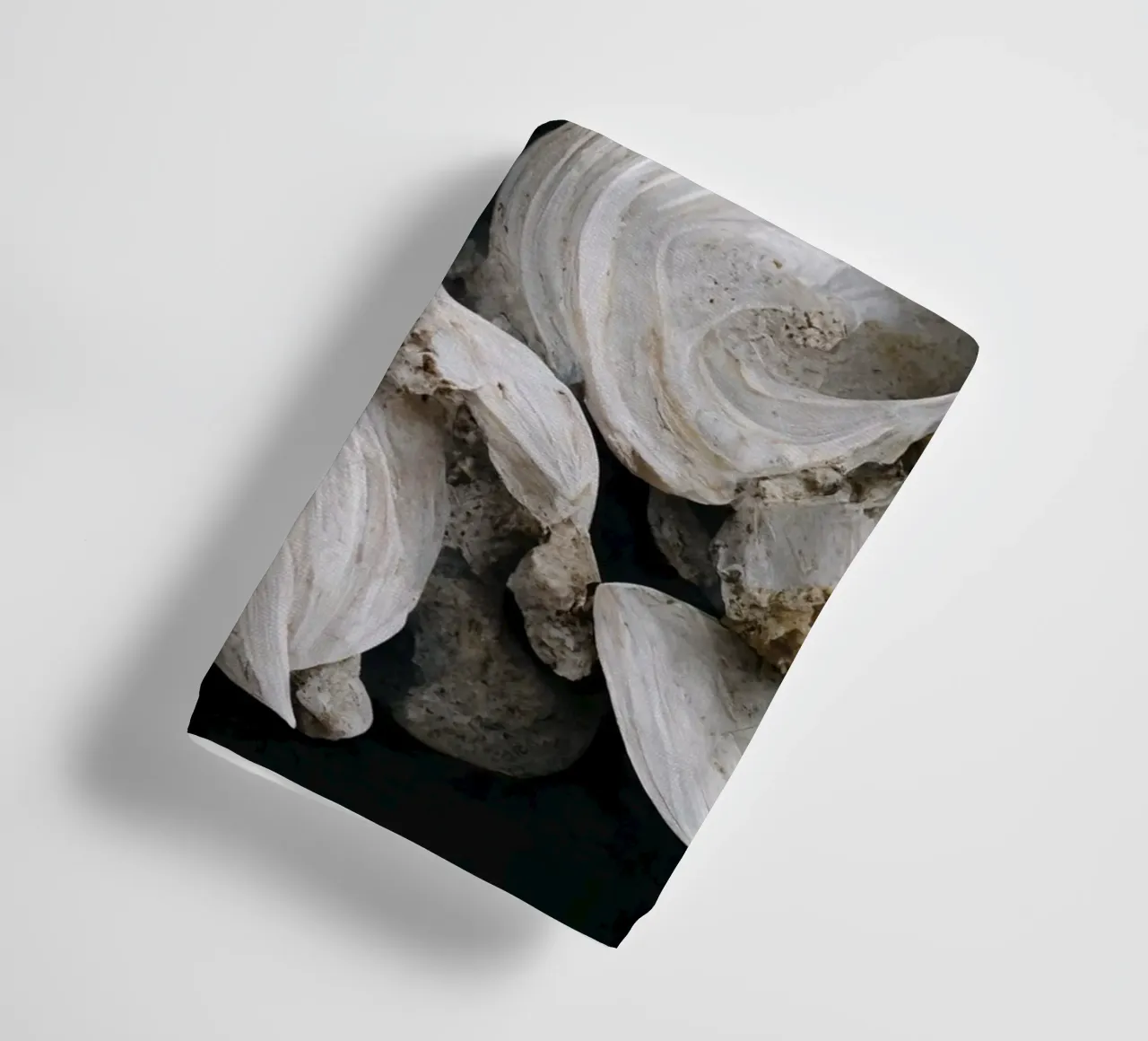 Sea Shells Detail No 1 asciugamano da bagno da treechild