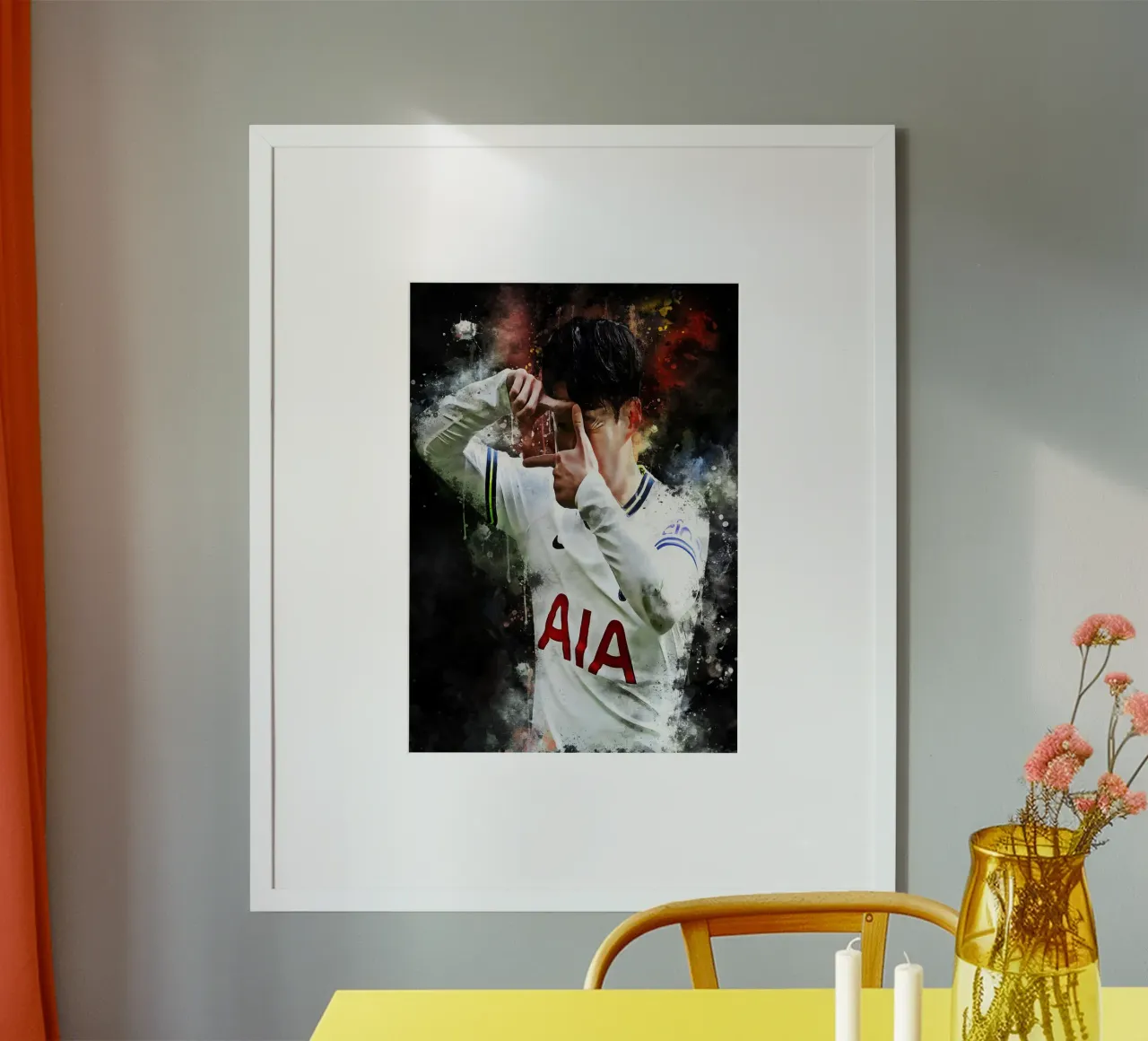 Son Heung-Min poster con telaio in alluminio da MasterInkArt