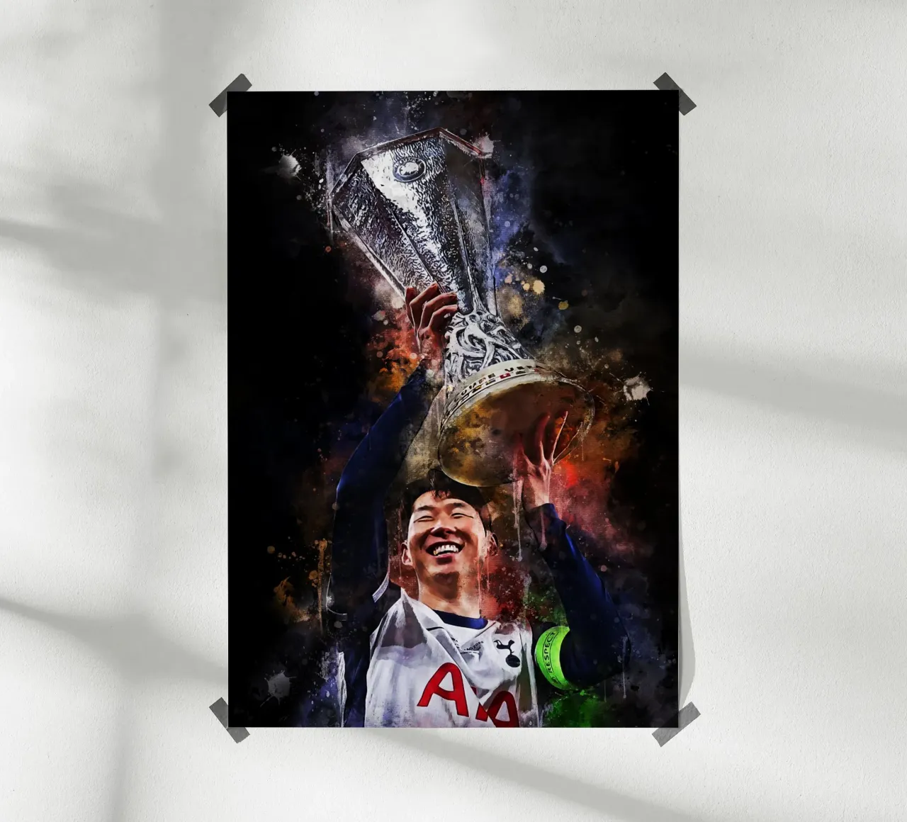 Son Heung-Min poster con telaio in legno da MasterInkArt