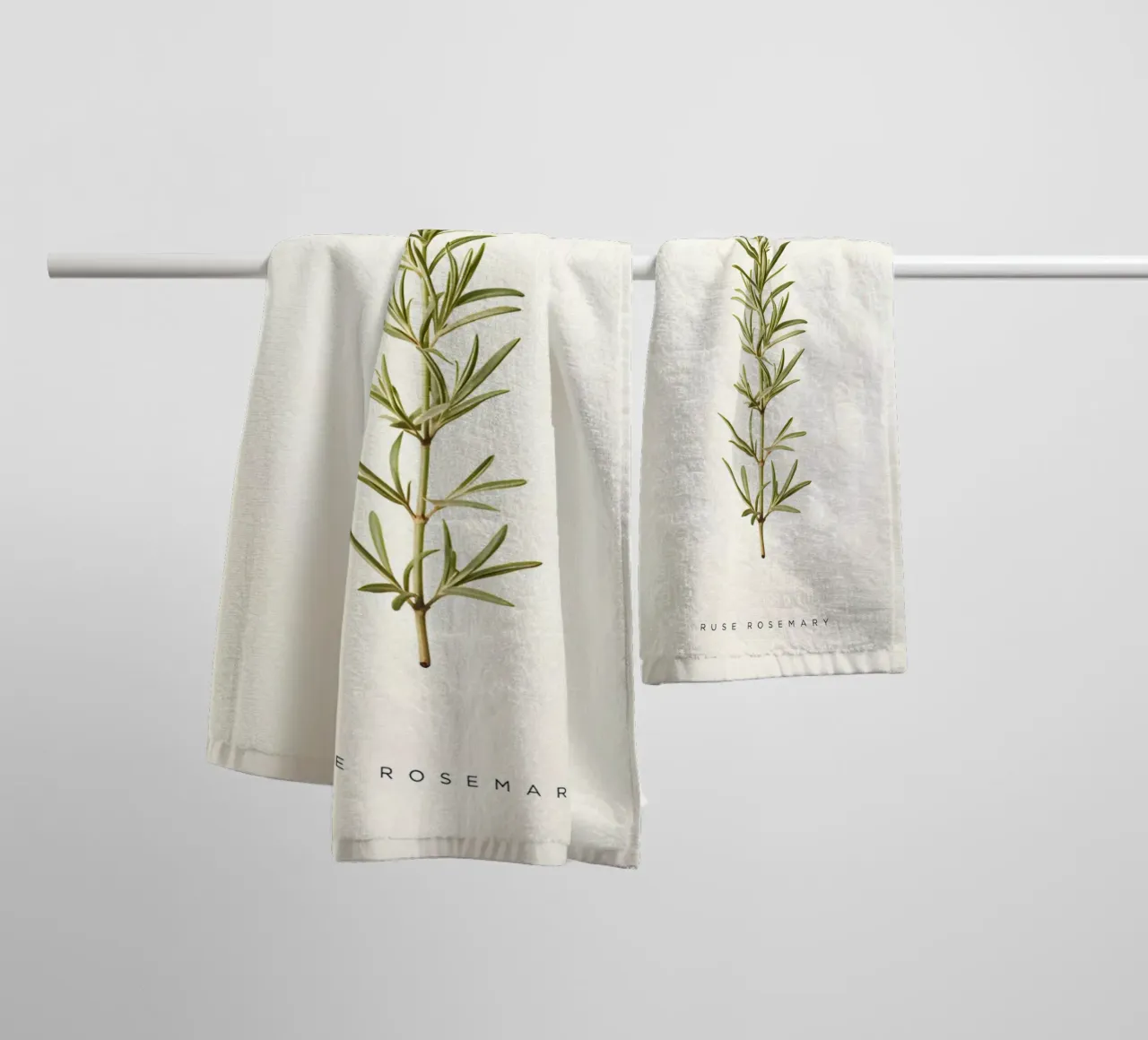 Rosmarin-Zweig Handtuch von Botanical Gallery